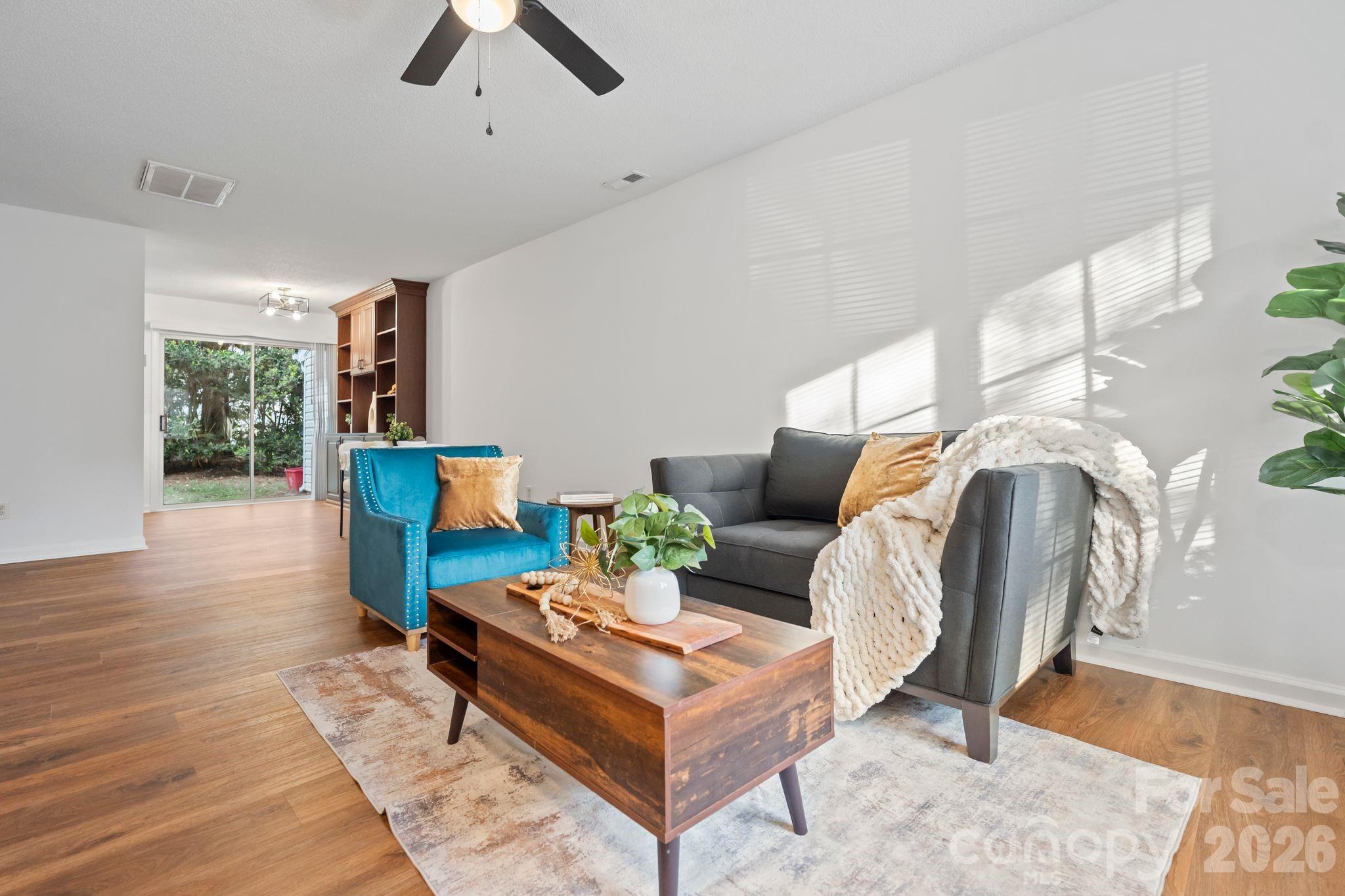 12318 Hennigan Place Lane — Charlotte