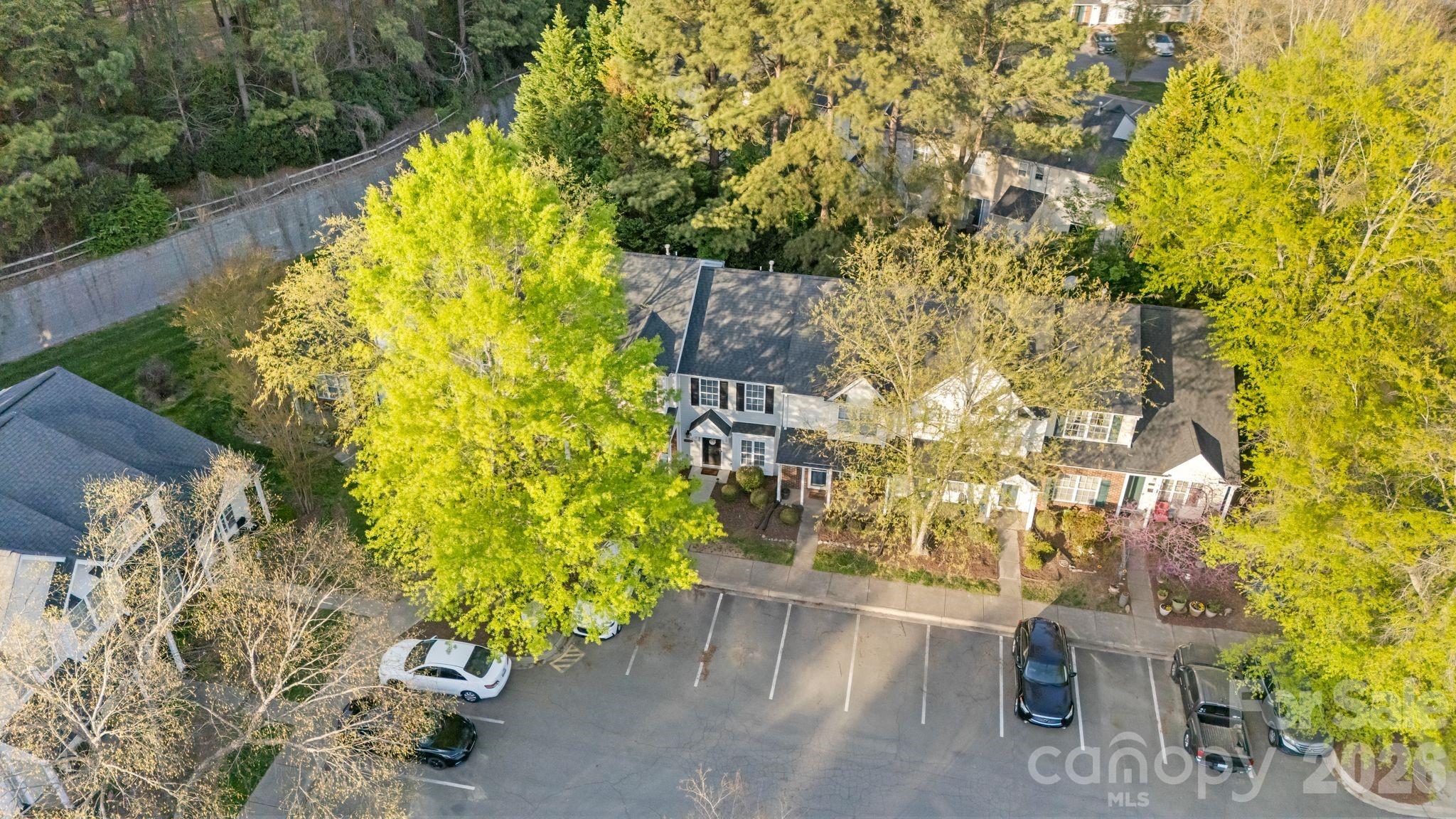 12318 Hennigan Place Lane — Charlotte