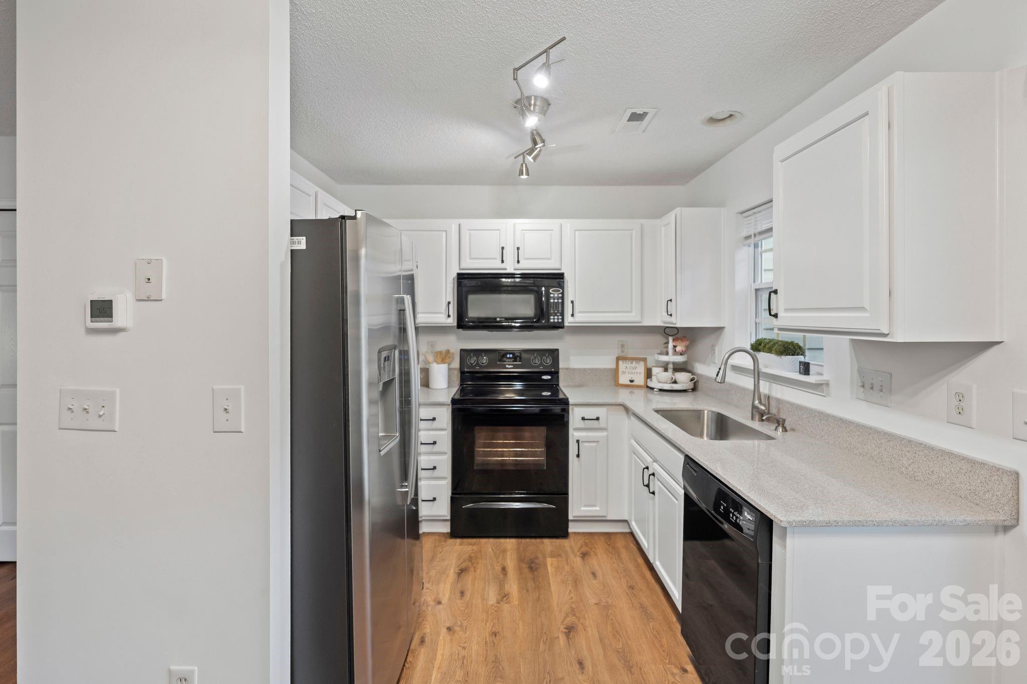 12318 Hennigan Place Lane — Charlotte