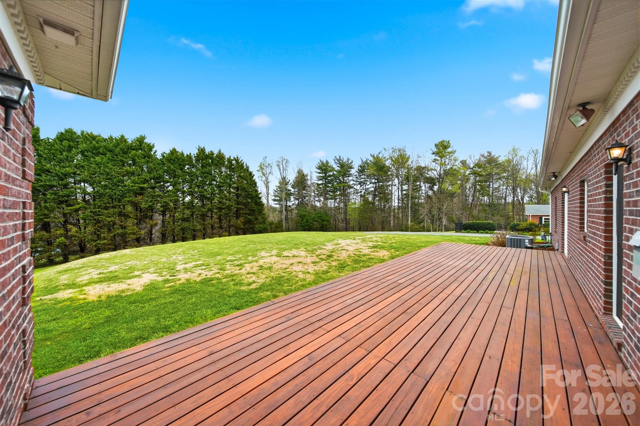 3330 Shamrock Heights — Hudson