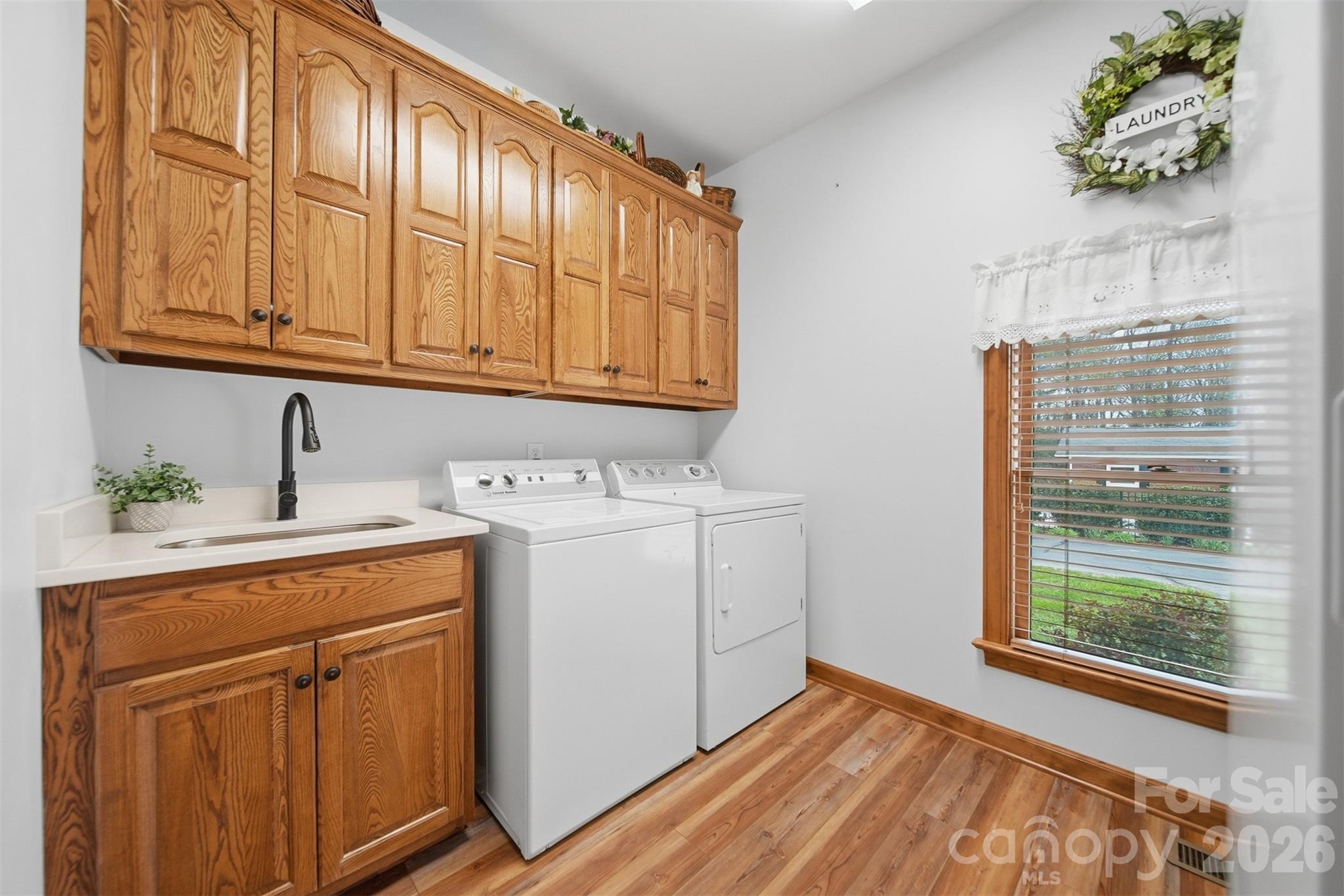 3330 Shamrock Heights — Hudson