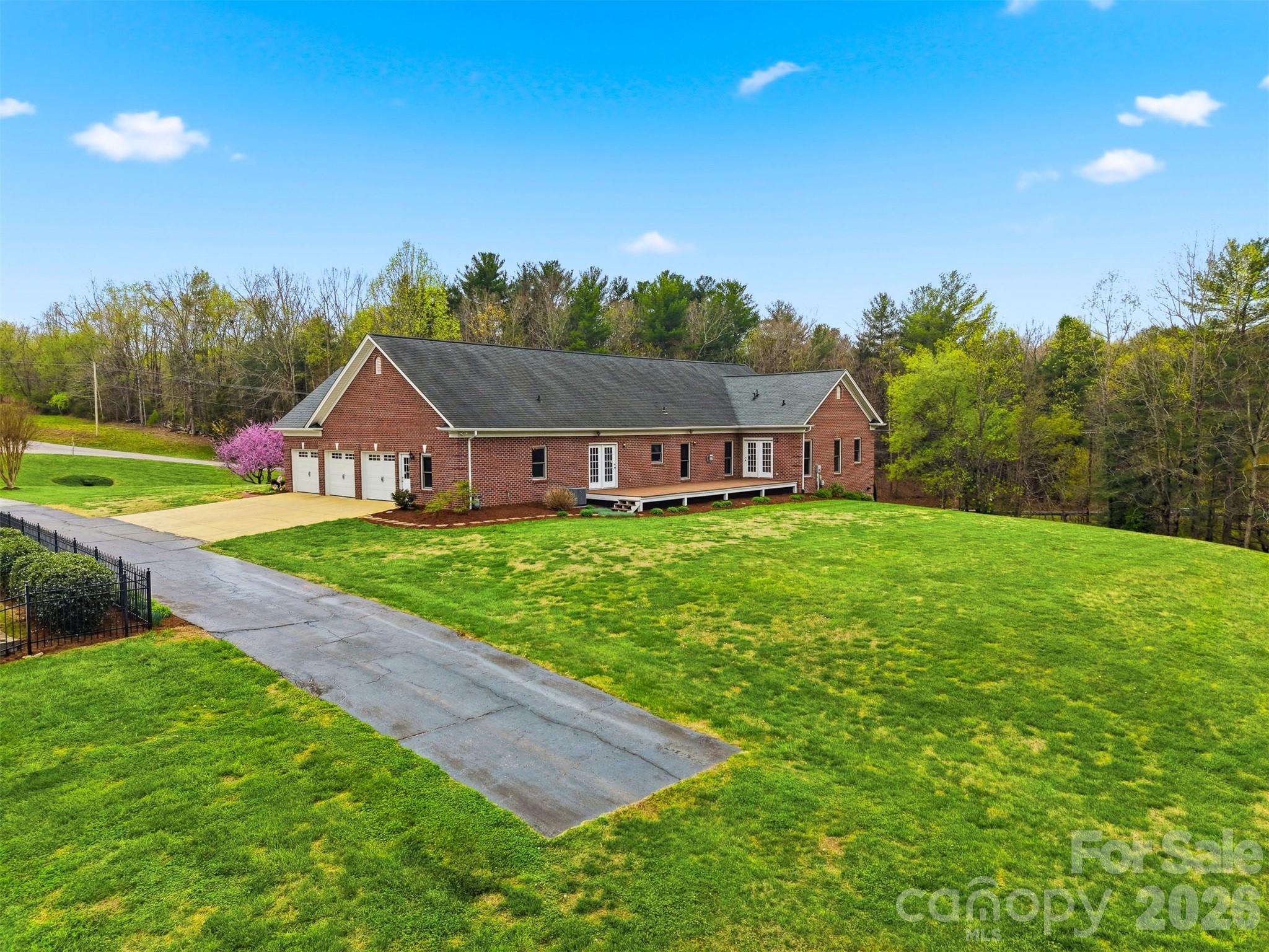 3330 Shamrock Heights — Hudson