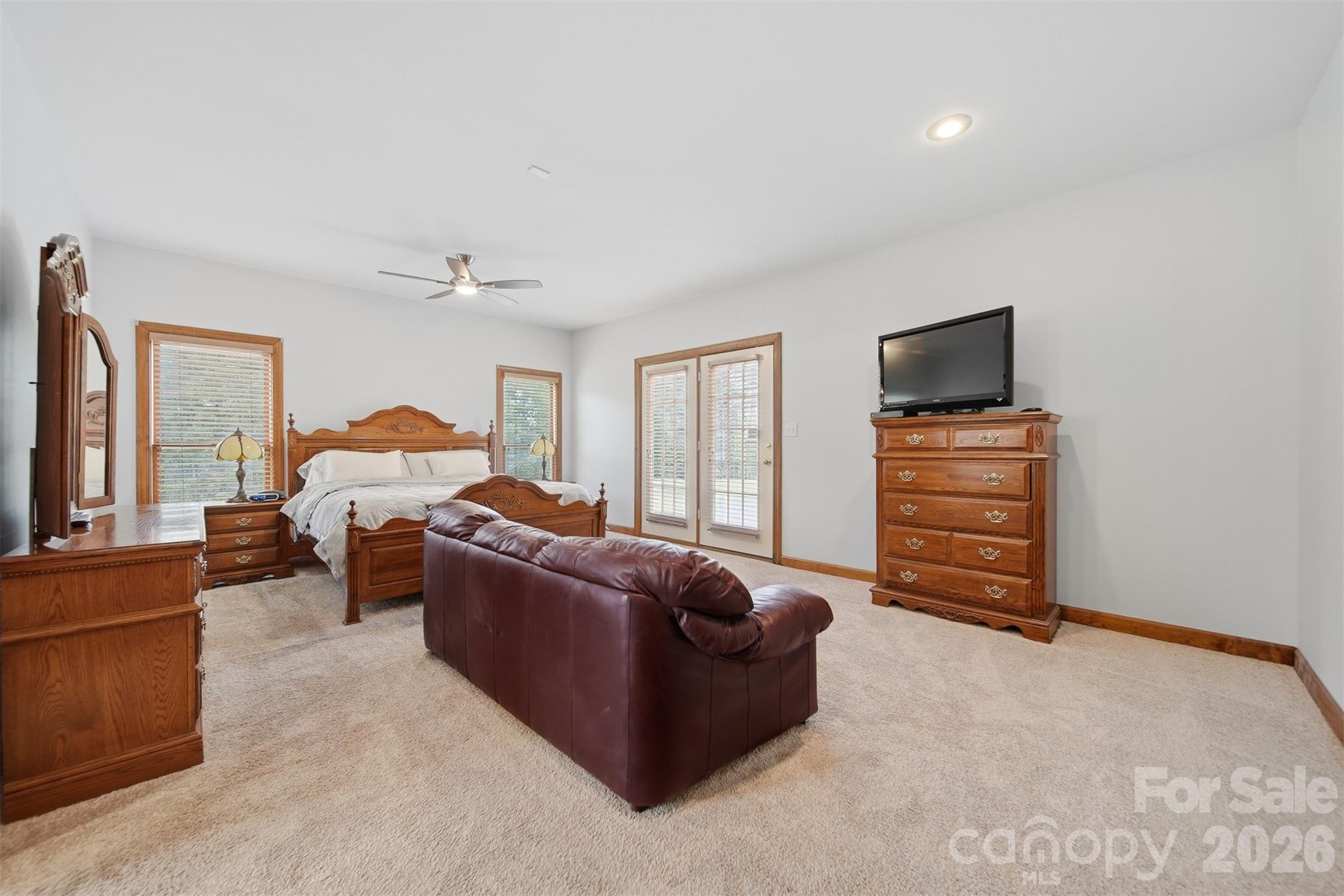 3330 Shamrock Heights — Hudson