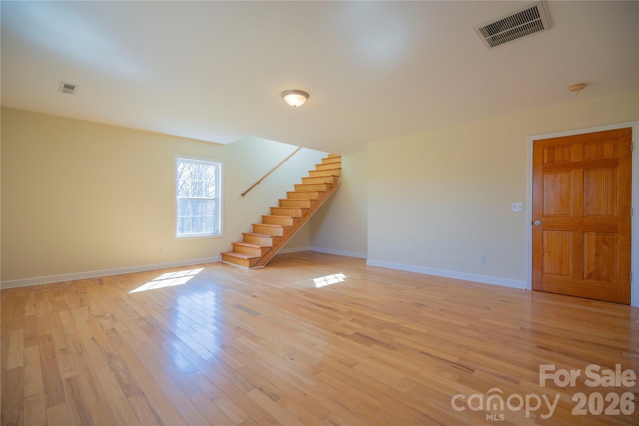 2536 Tyro Road — Lexington