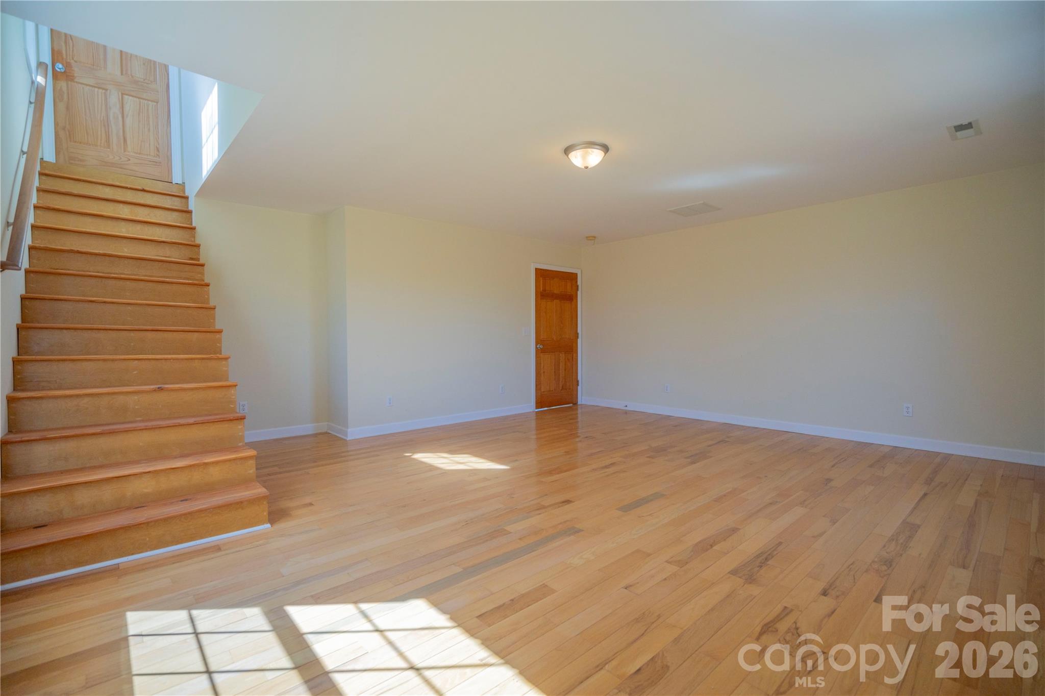 2536 Tyro Road — Lexington