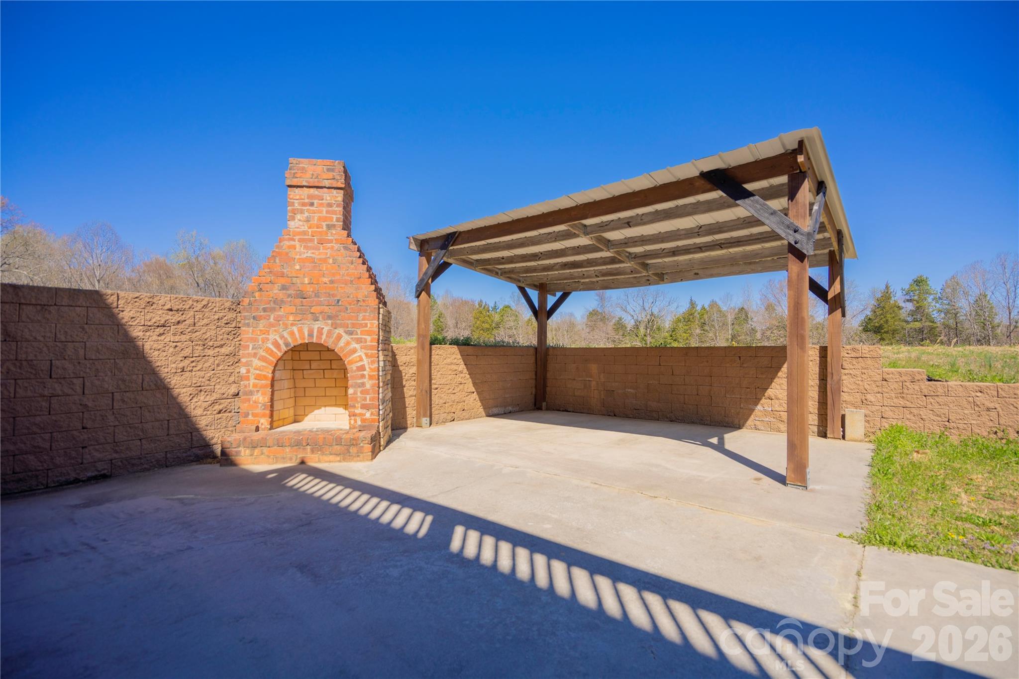 2536 Tyro Road — Lexington