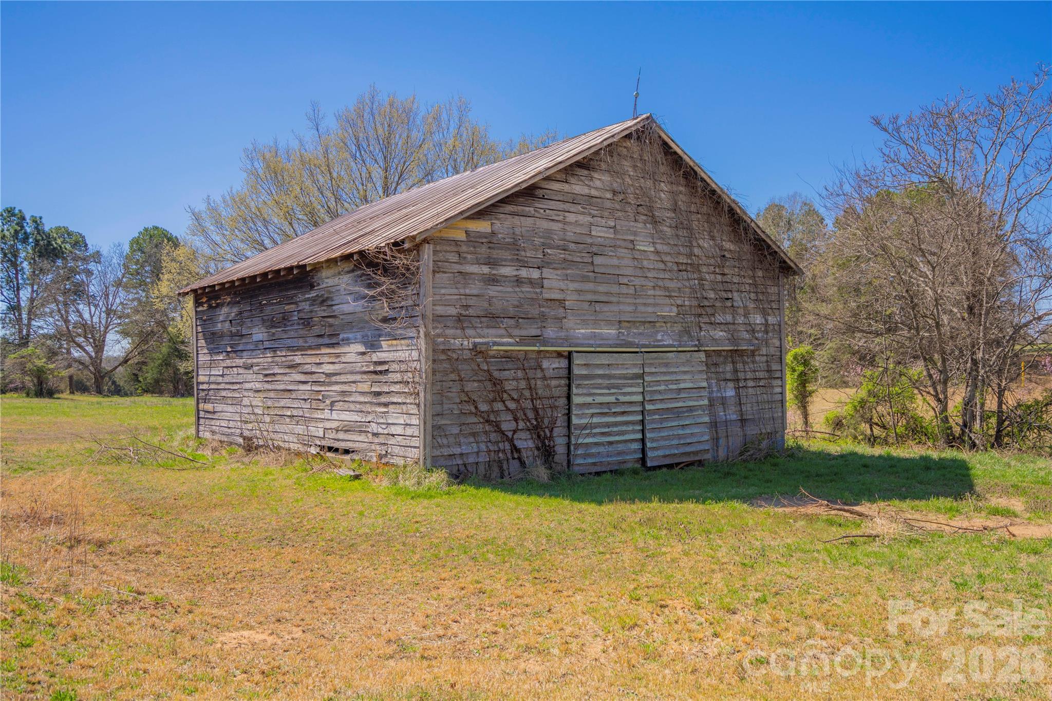2536 Tyro Road — Lexington