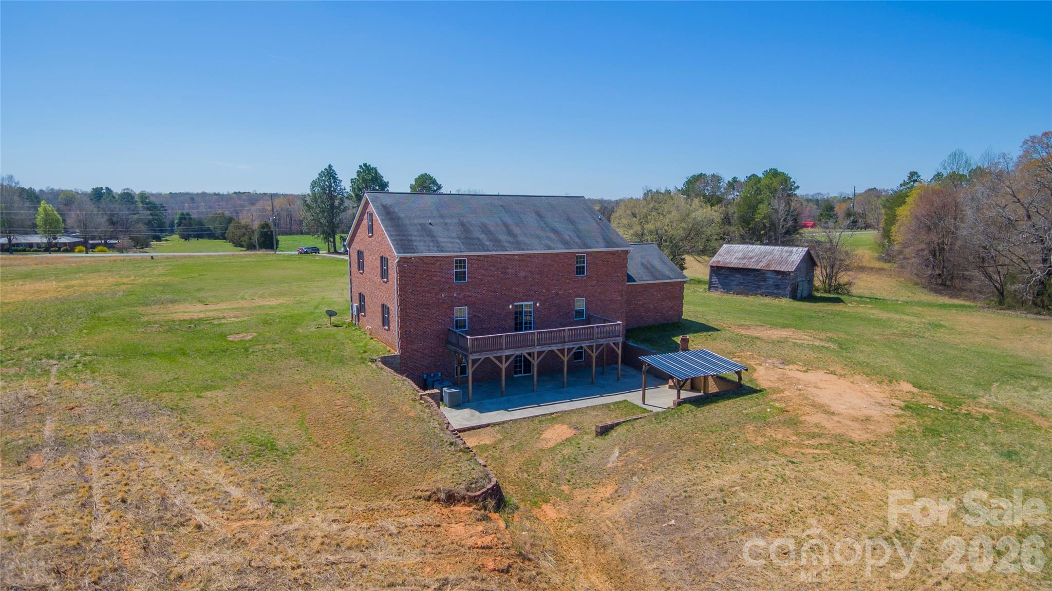 2536 Tyro Road — Lexington