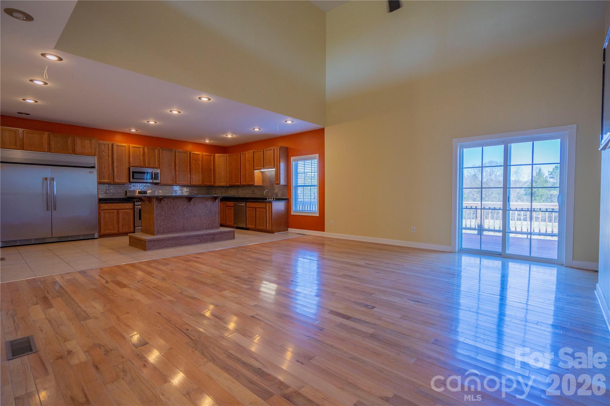 2536 Tyro Road — Lexington