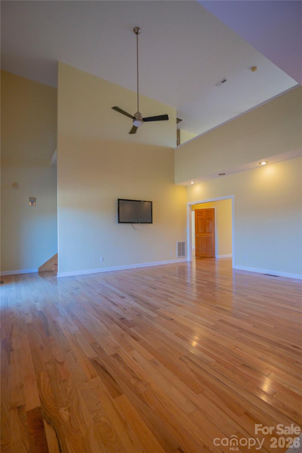 2536 Tyro Road — Lexington