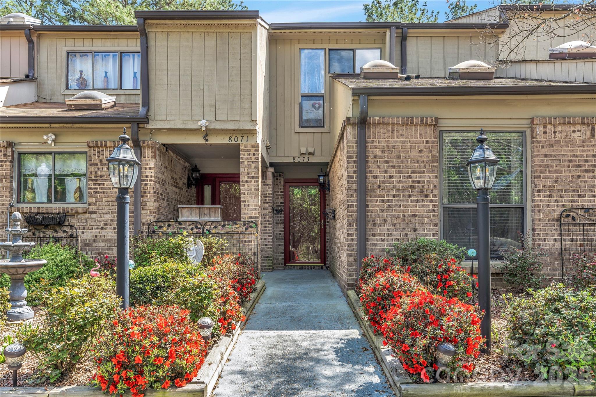 8073 Charter Oak Lane — Charlotte