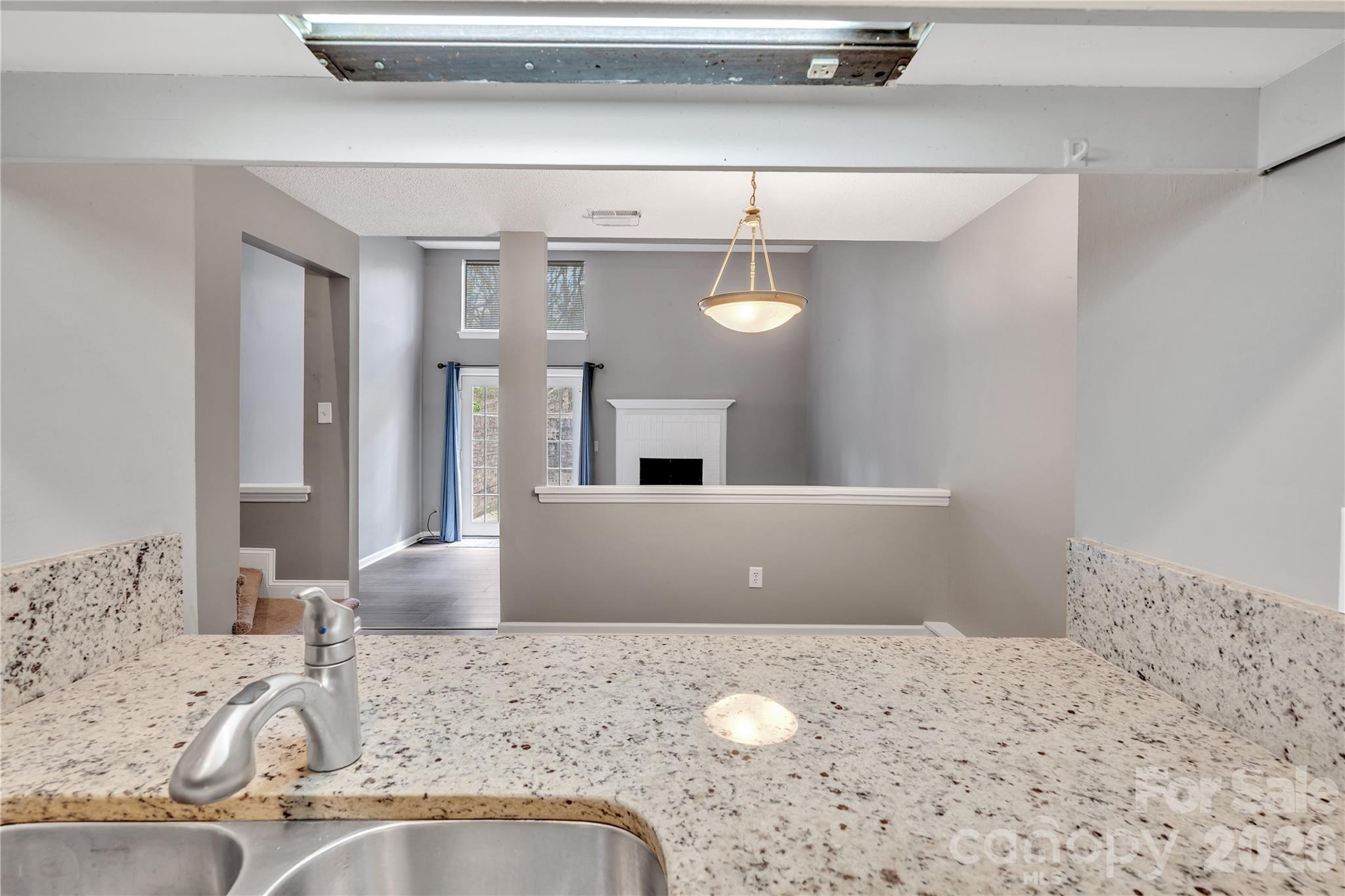 8073 Charter Oak Lane — Charlotte