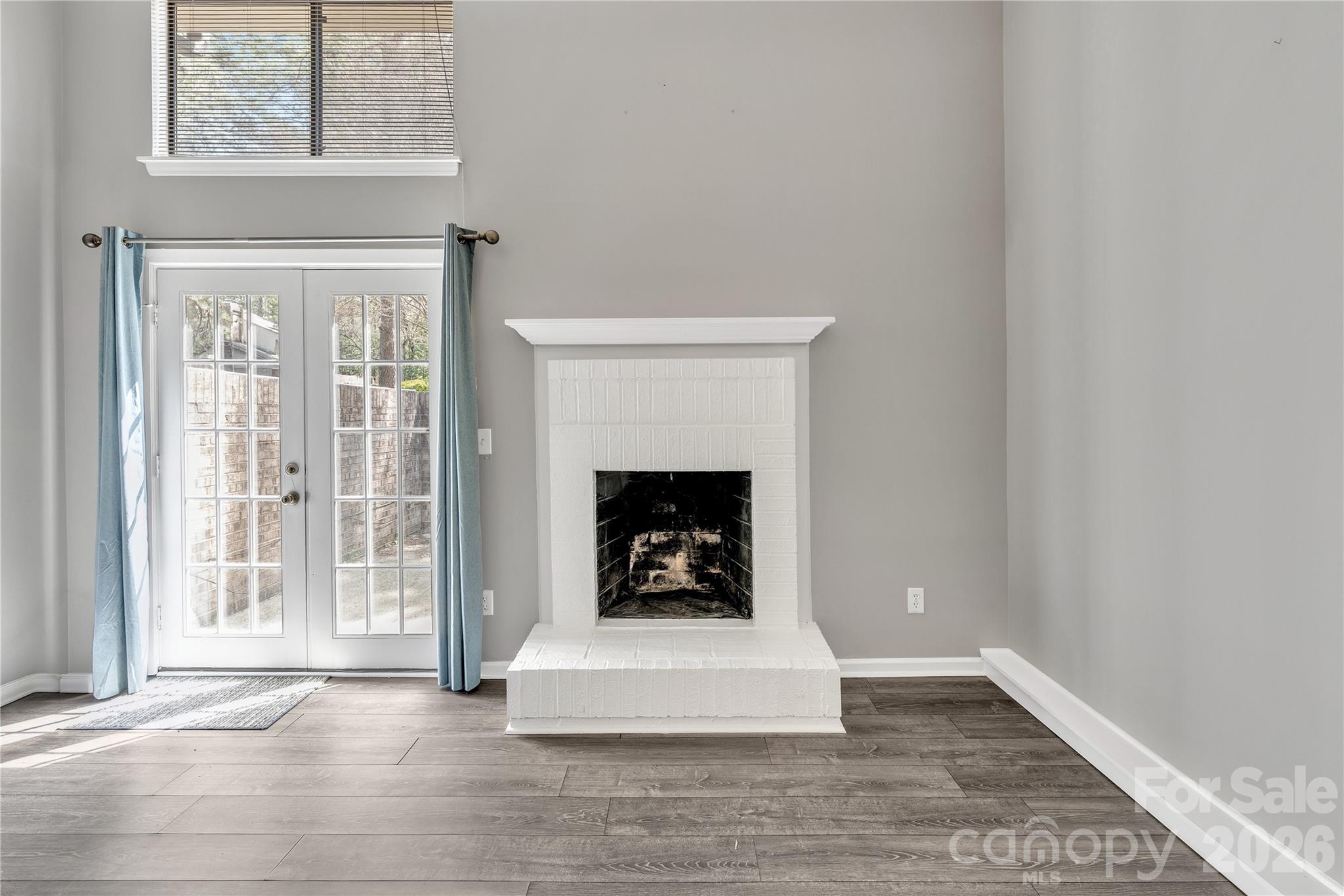 8073 Charter Oak Lane — Charlotte