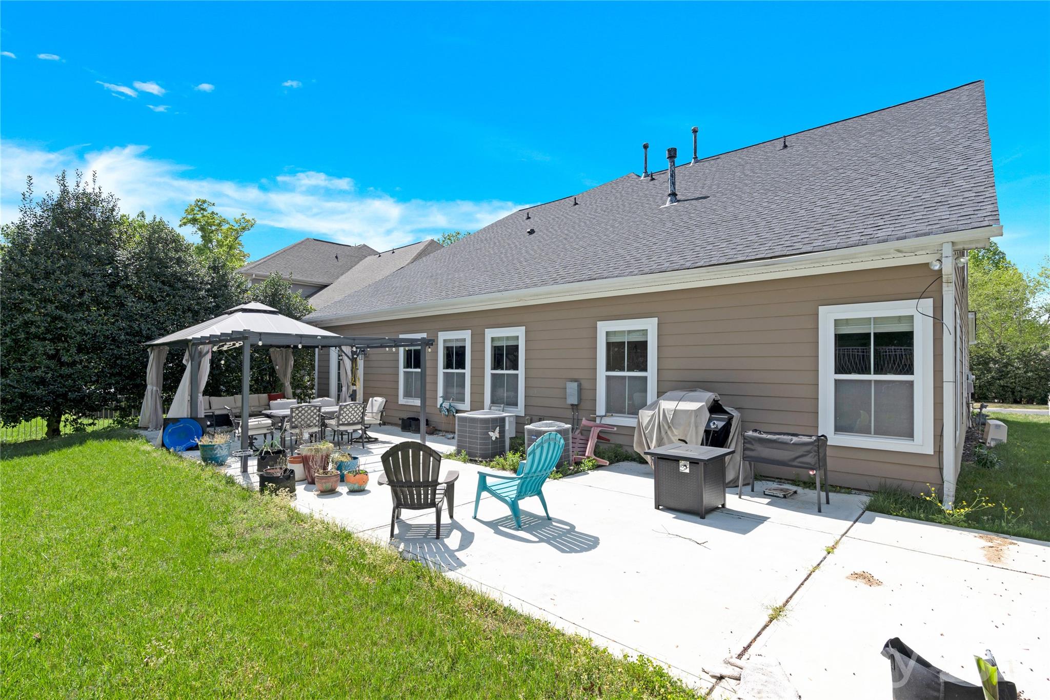 2309 Riverbank Road — Waxhaw