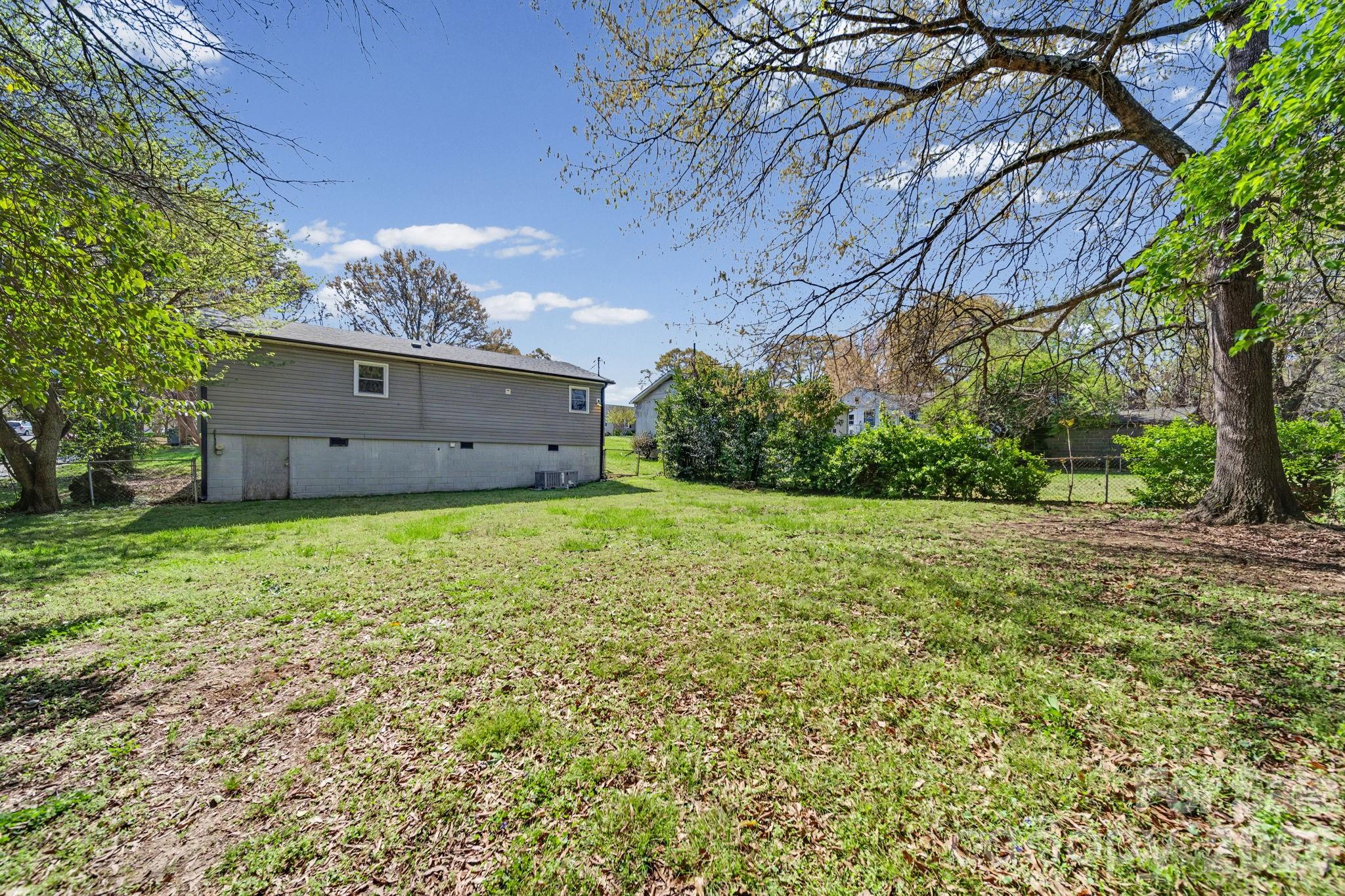 1332 Poston Circle — Gastonia