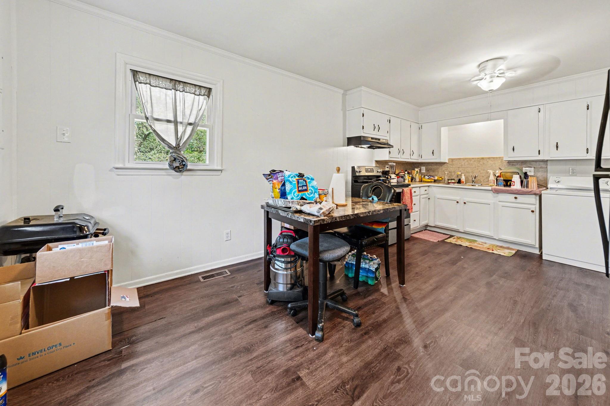 1332 Poston Circle — Gastonia