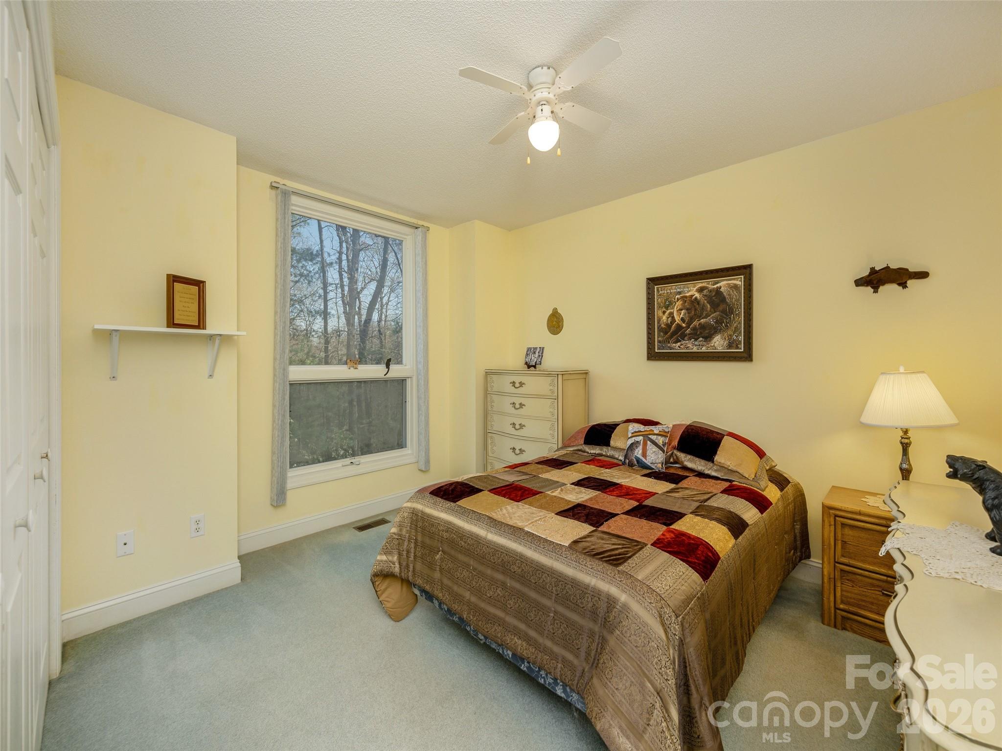 206 Black Oak Lane — Hendersonville