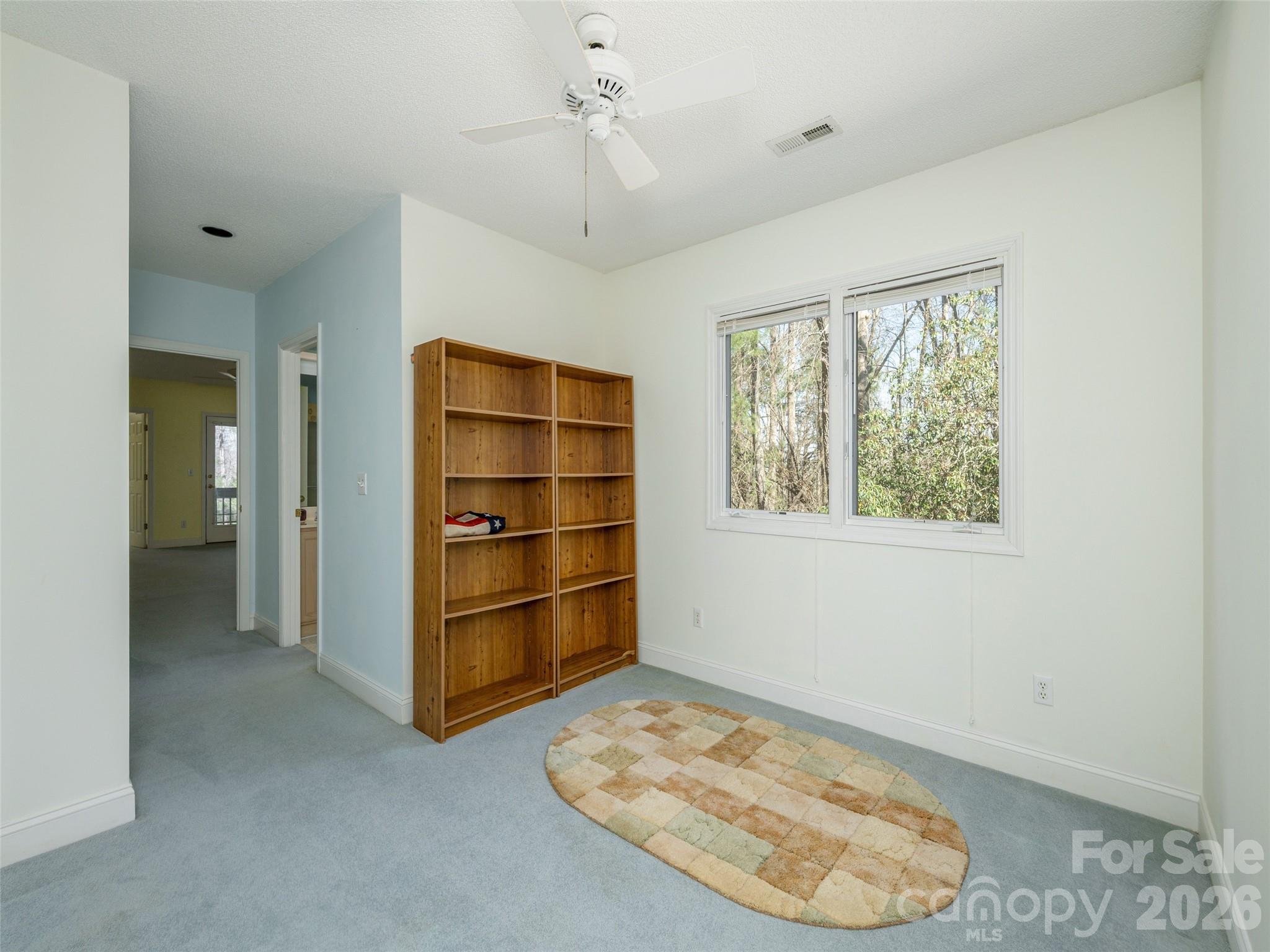 206 Black Oak Lane — Hendersonville