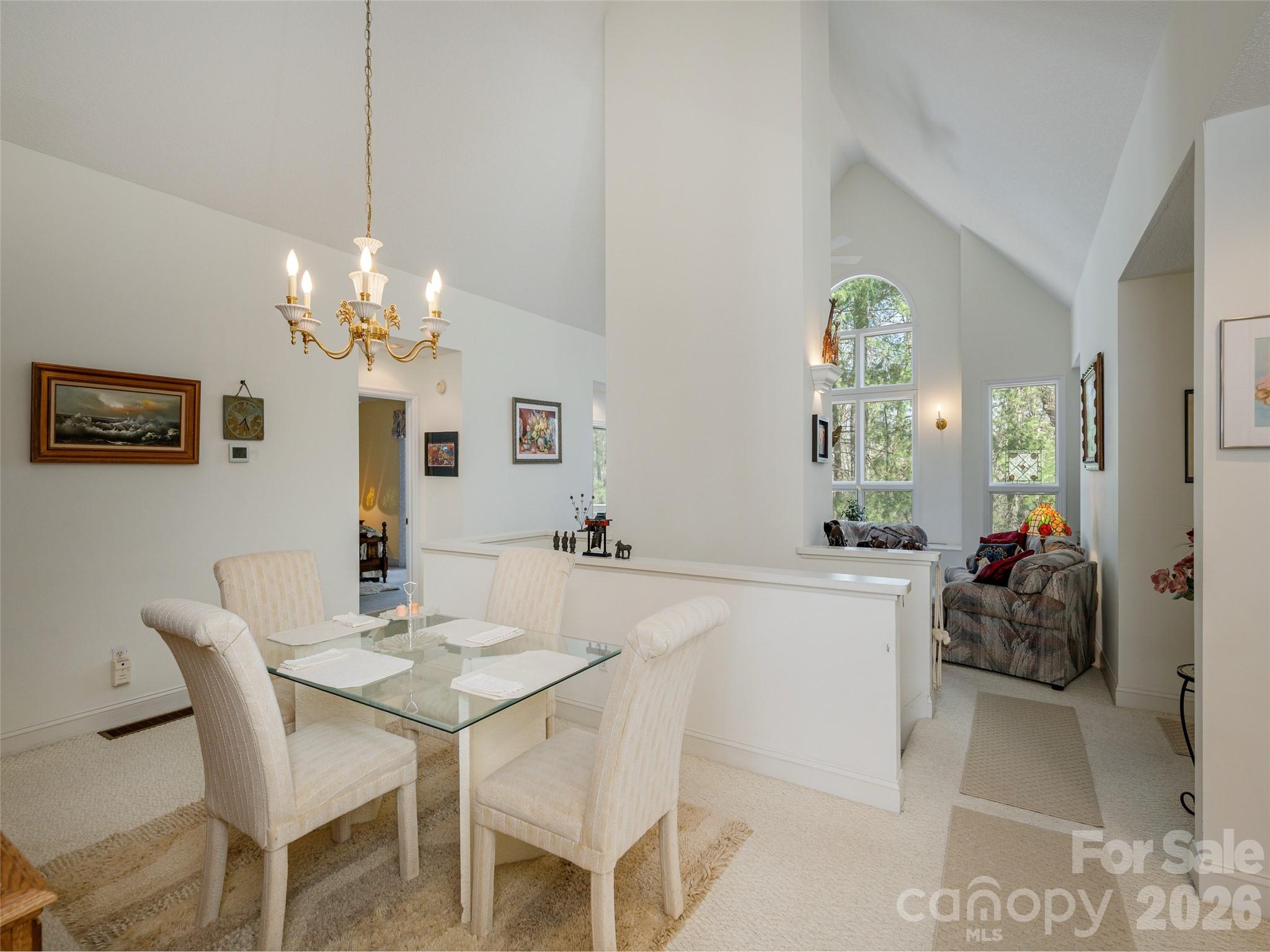 206 Black Oak Lane — Hendersonville
