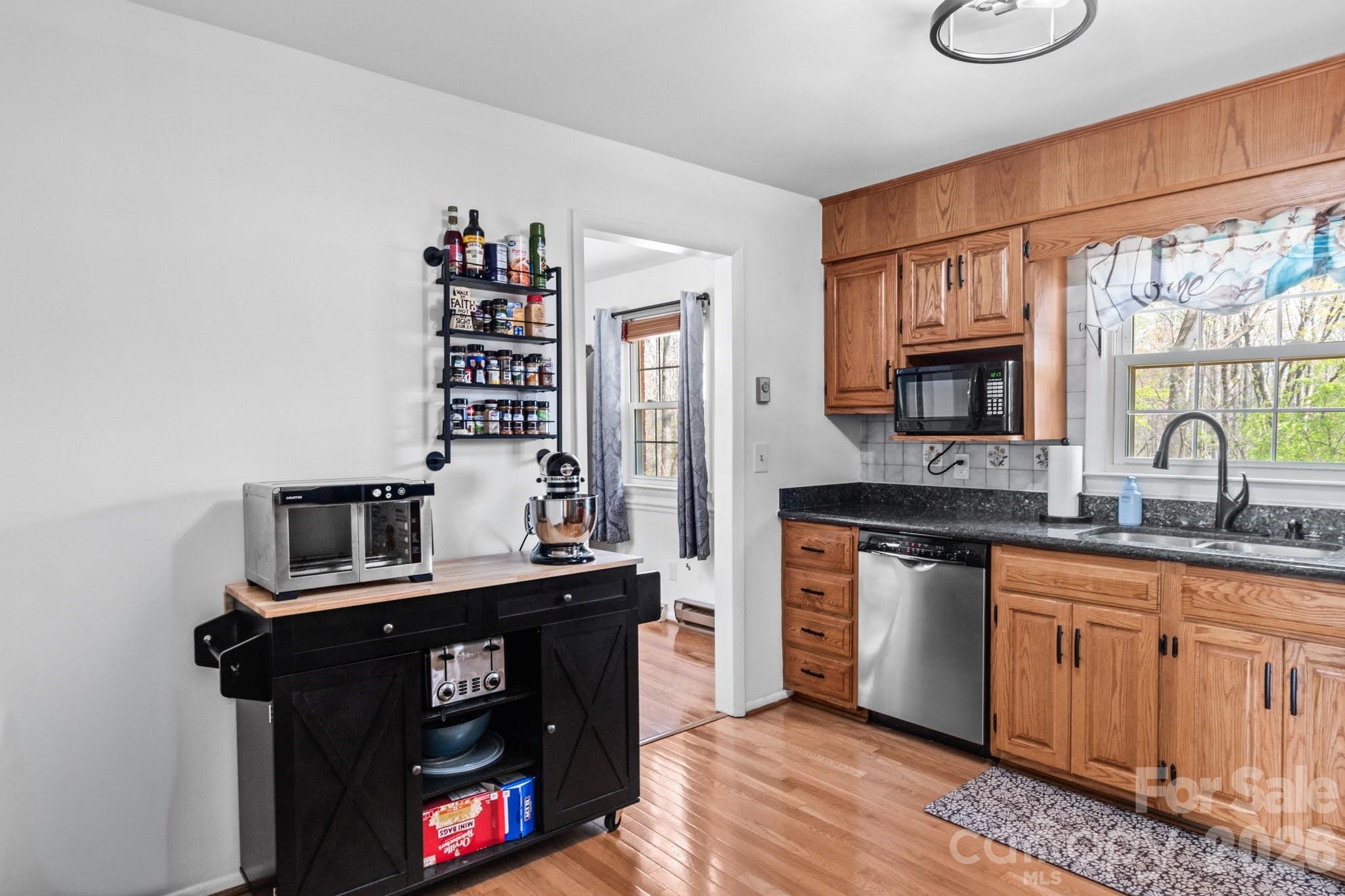 218 Misty Court — King