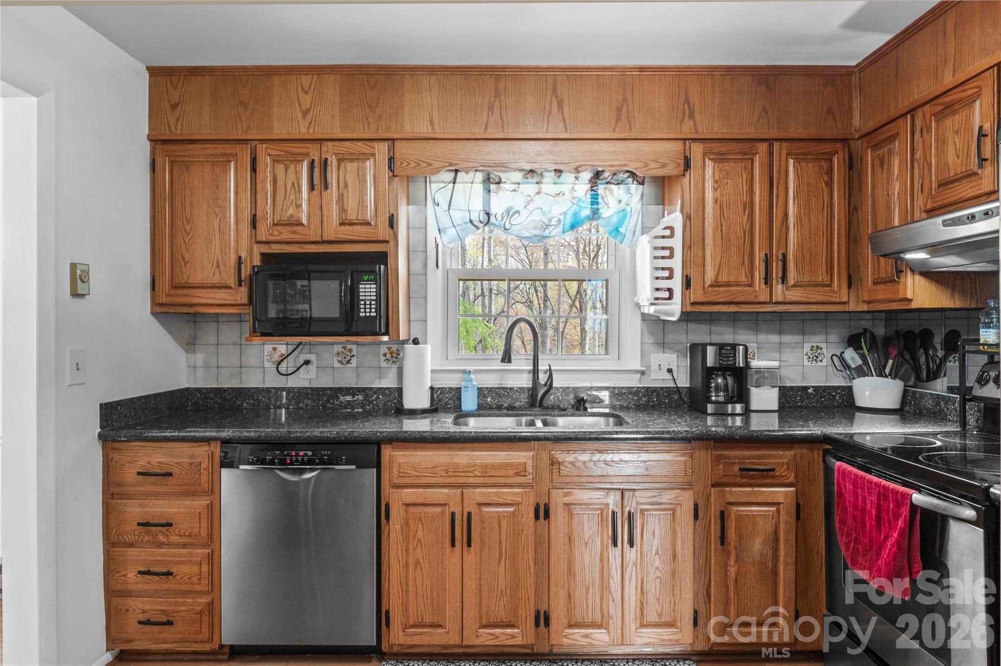 218 Misty Court — King