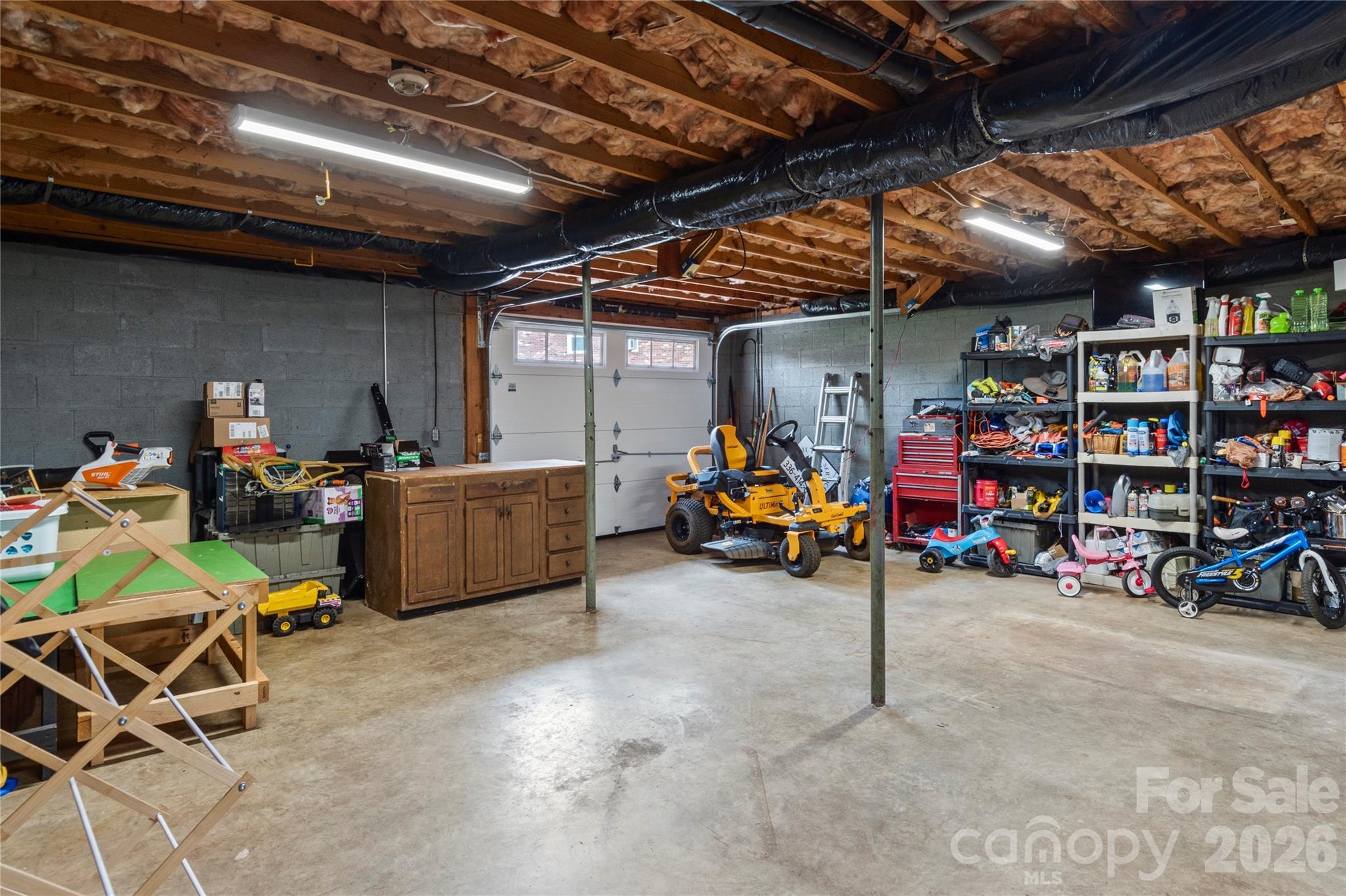 218 Misty Court — King