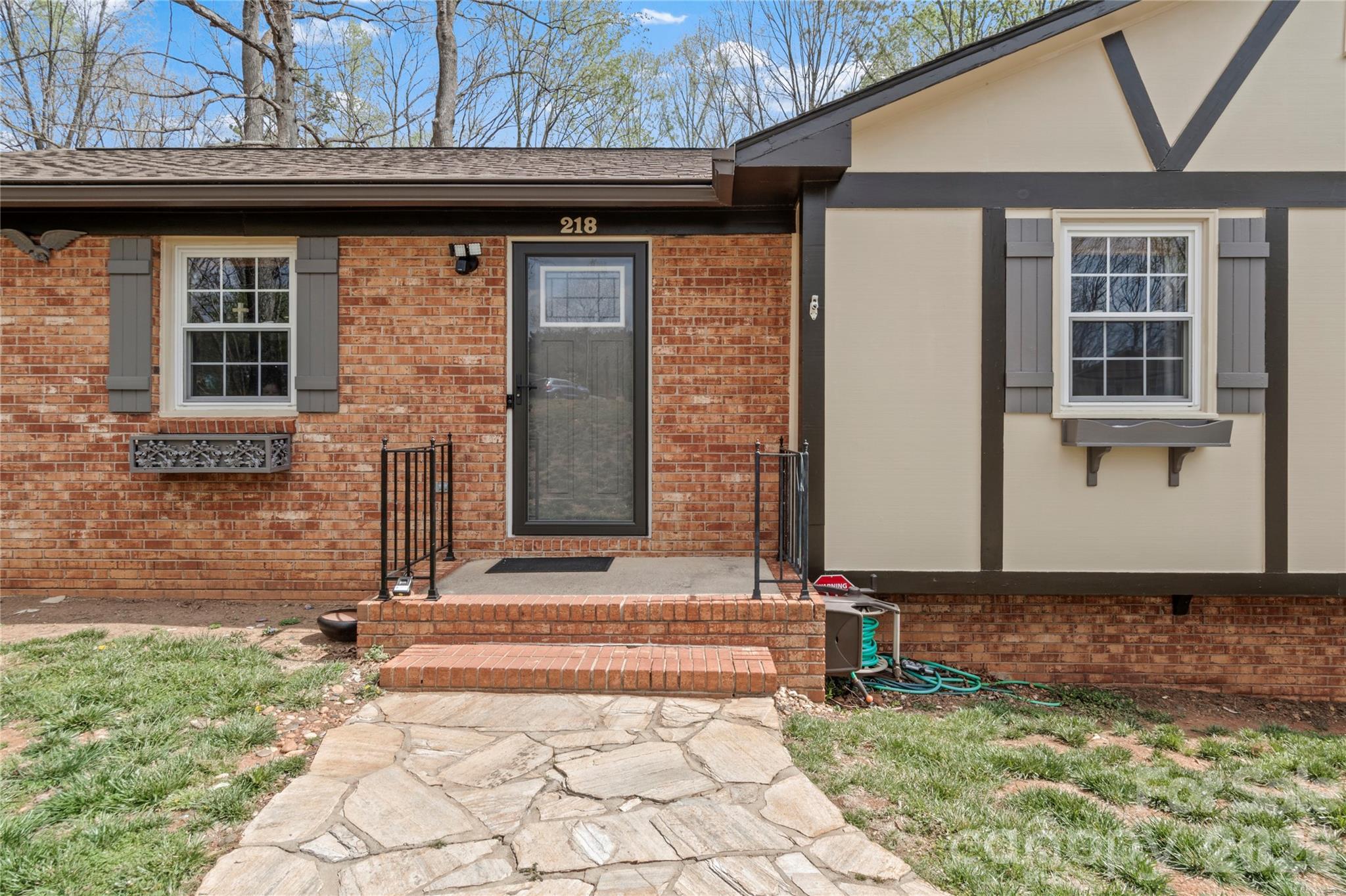 218 Misty Court — King