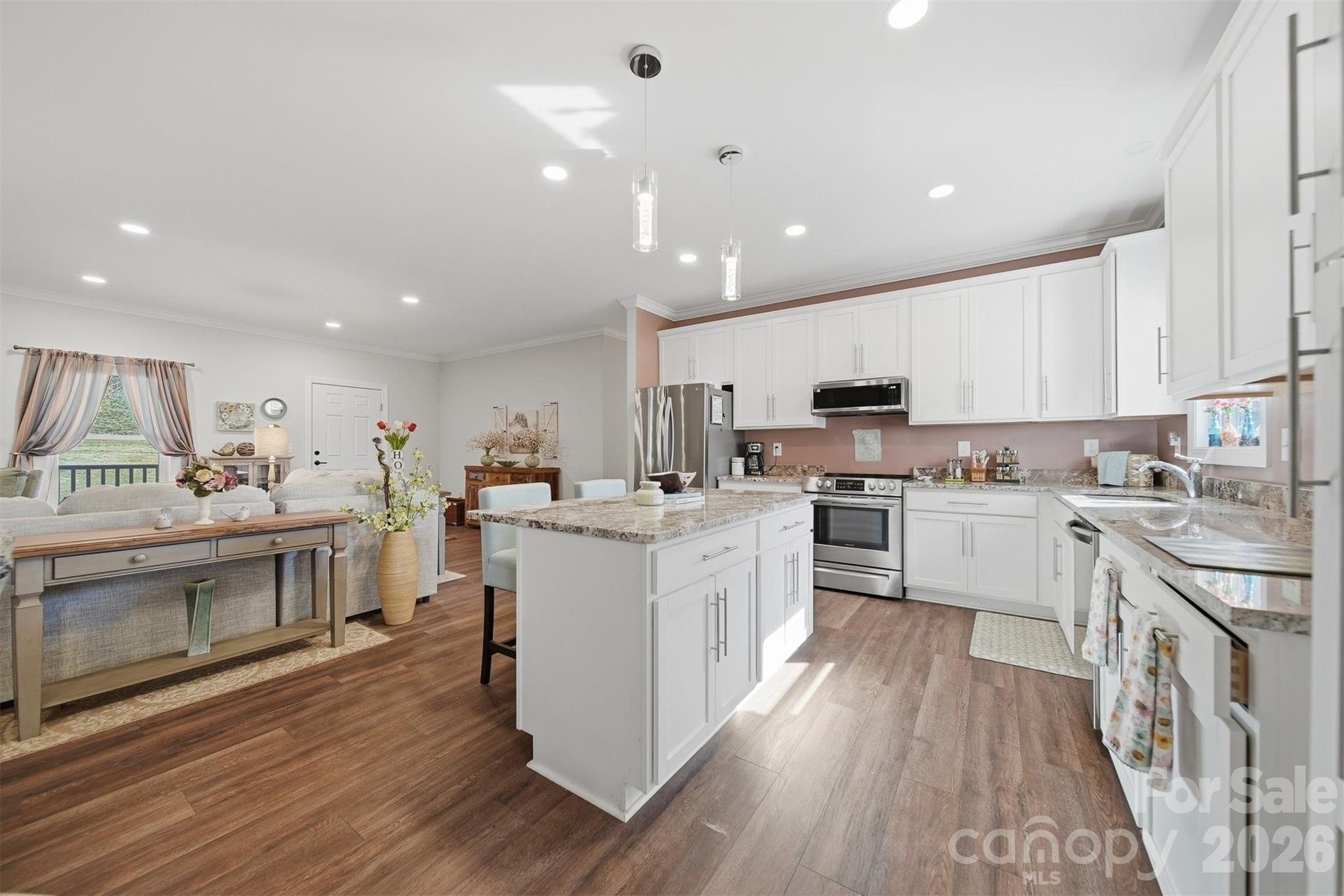 976 Amherst Road — Morganton