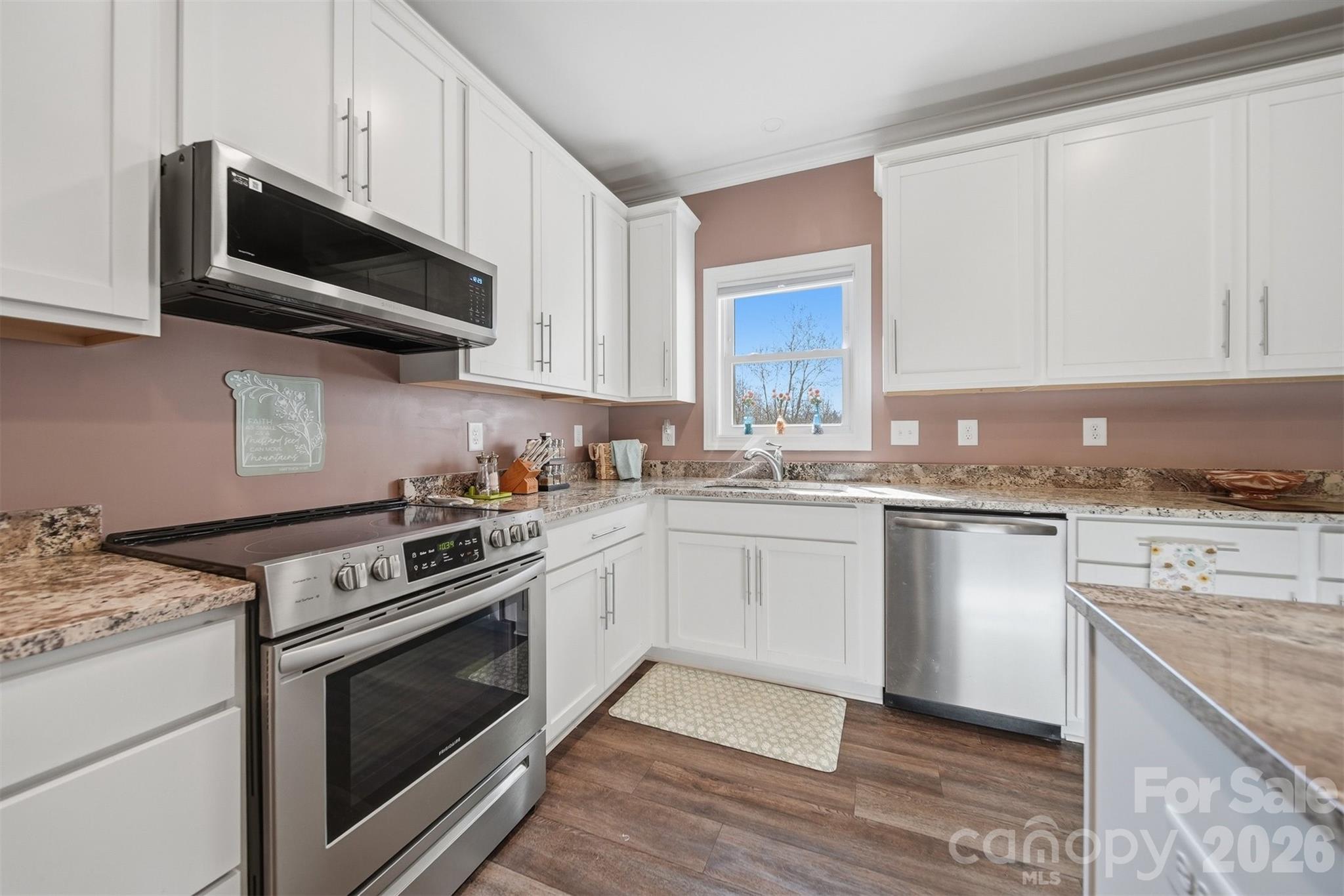 976 Amherst Road — Morganton