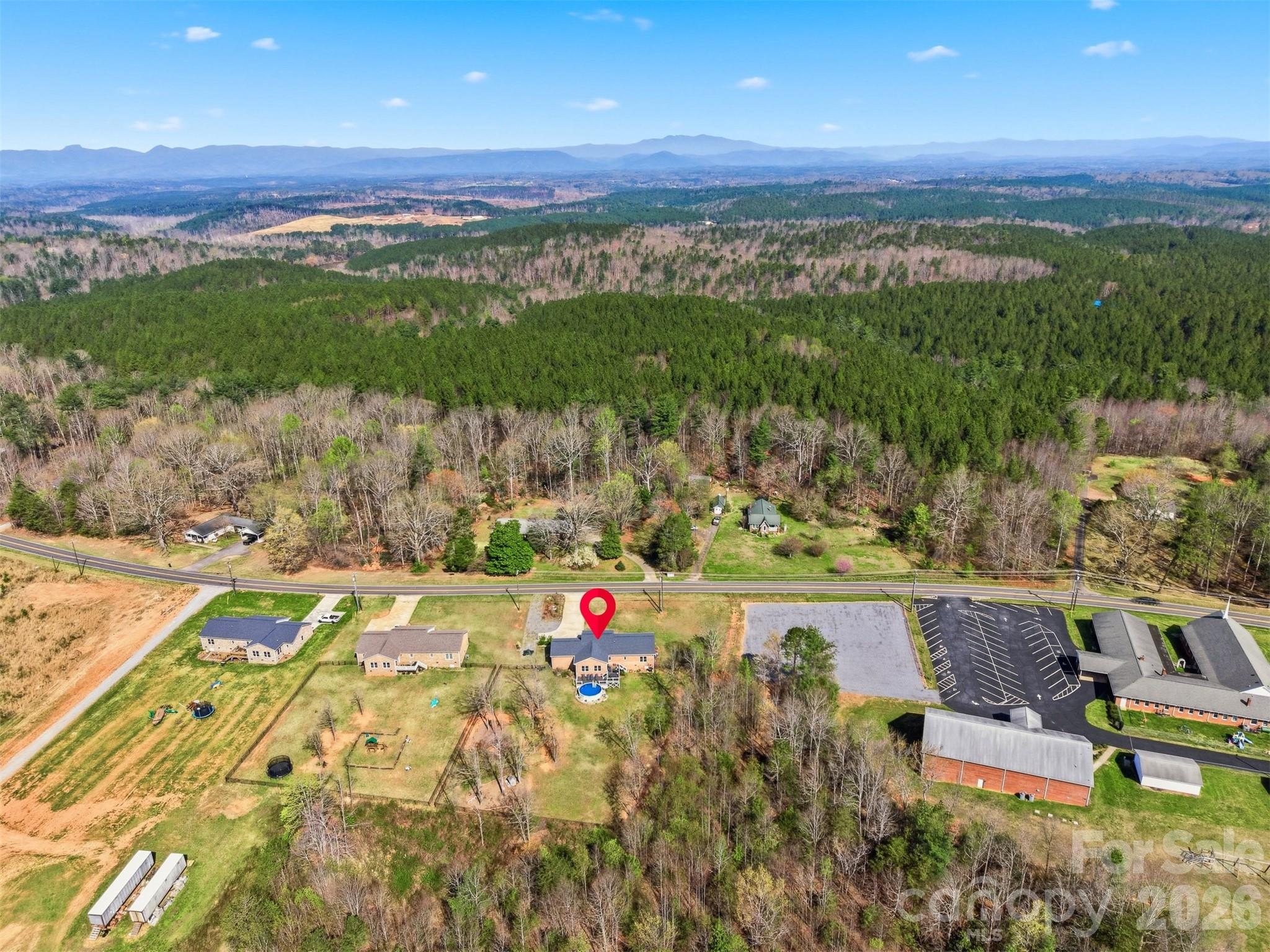 976 Amherst Road — Morganton