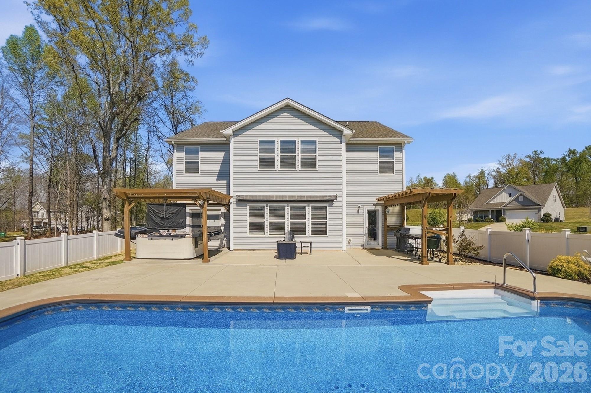 346 Wyndham Forest Circle — Midland