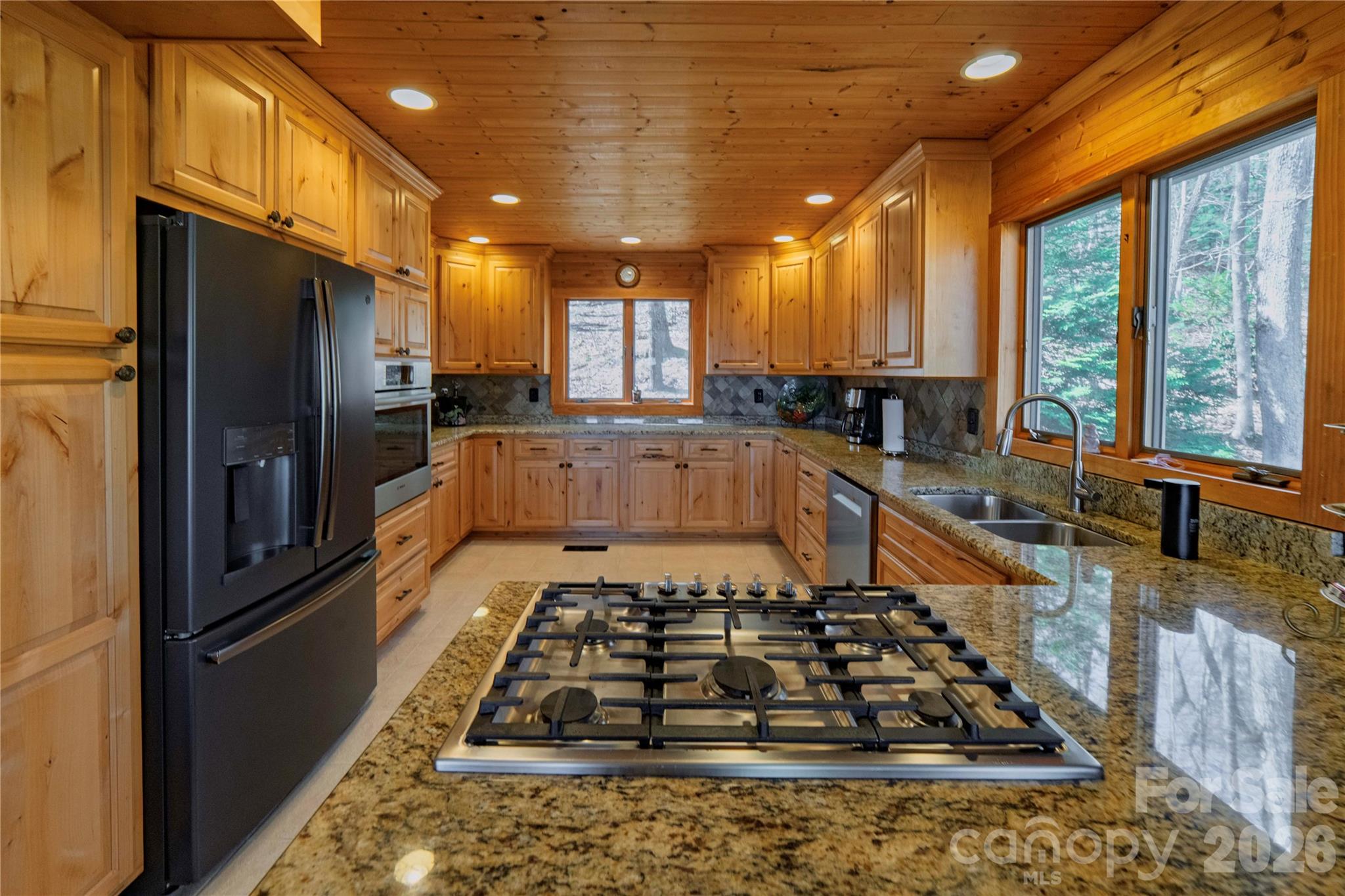 369 Deals Gap Road — Robbinsville