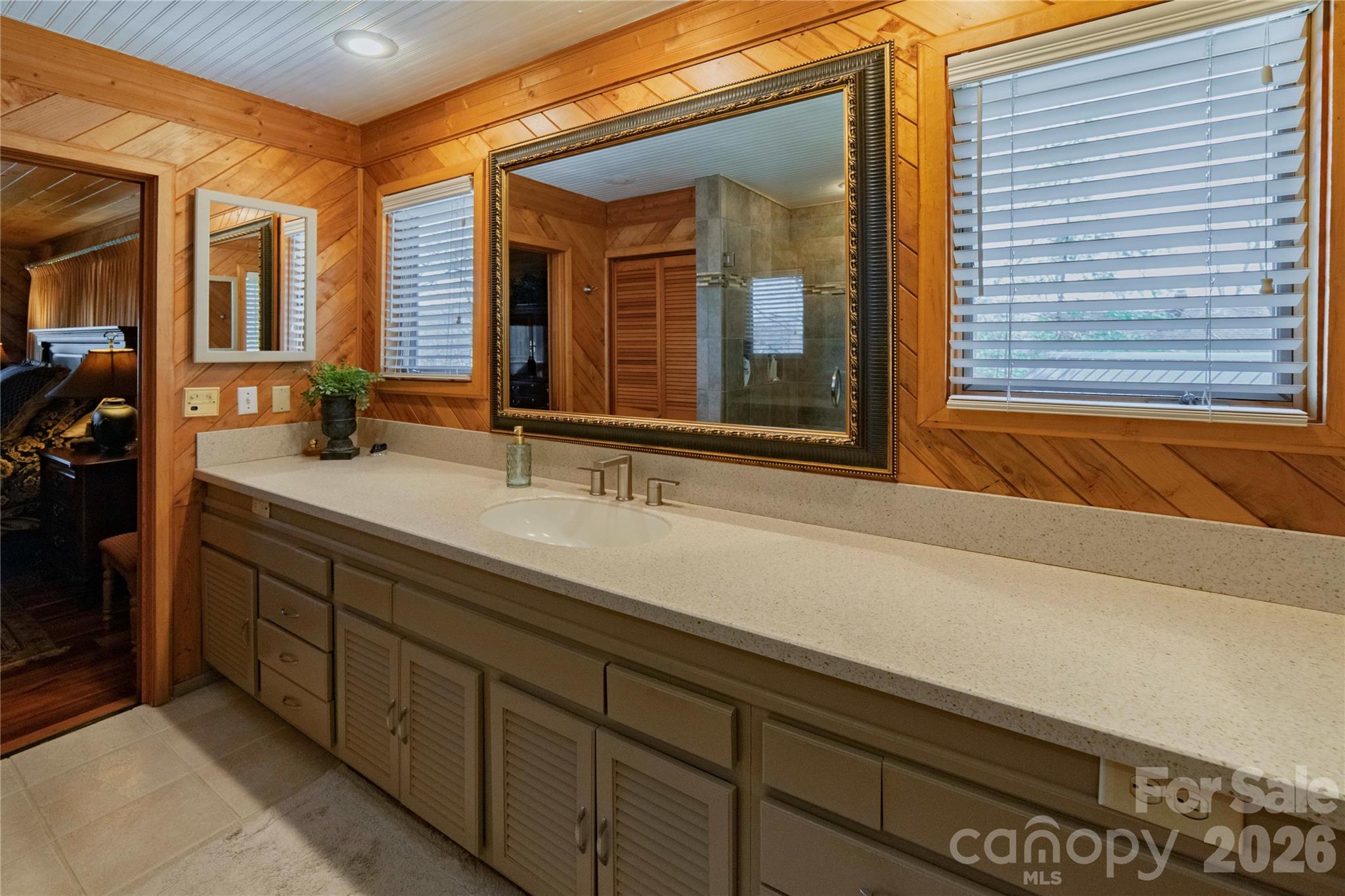 369 Deals Gap Road — Robbinsville