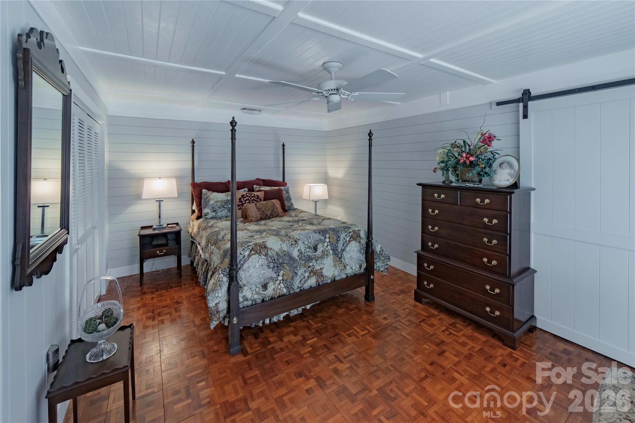 369 Deals Gap Road — Robbinsville