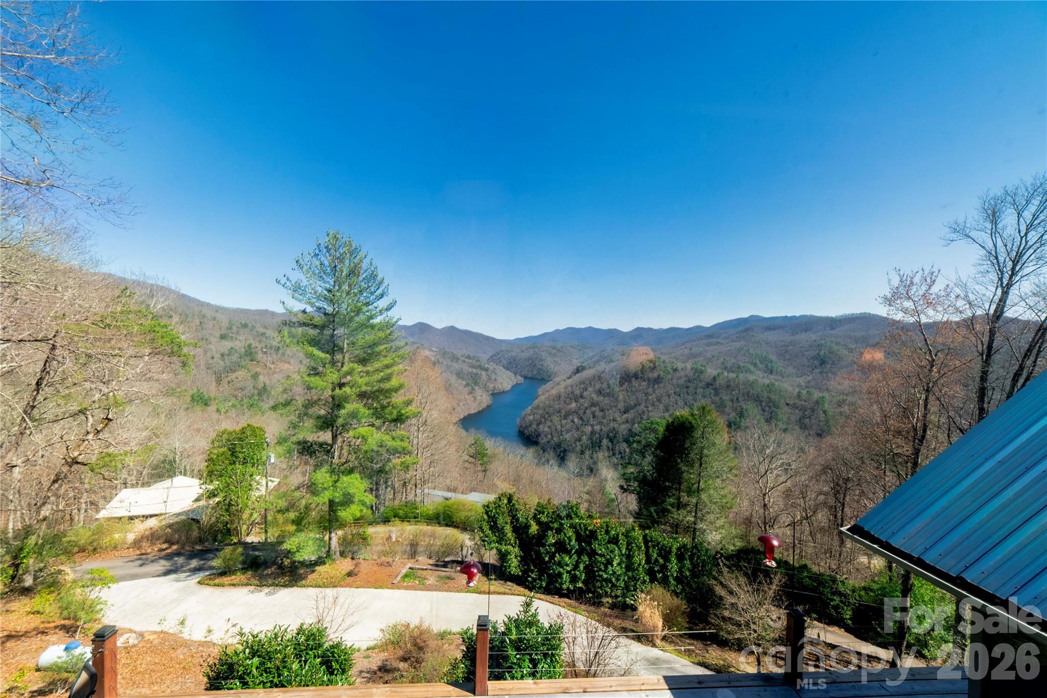 369 Deals Gap Road — Robbinsville