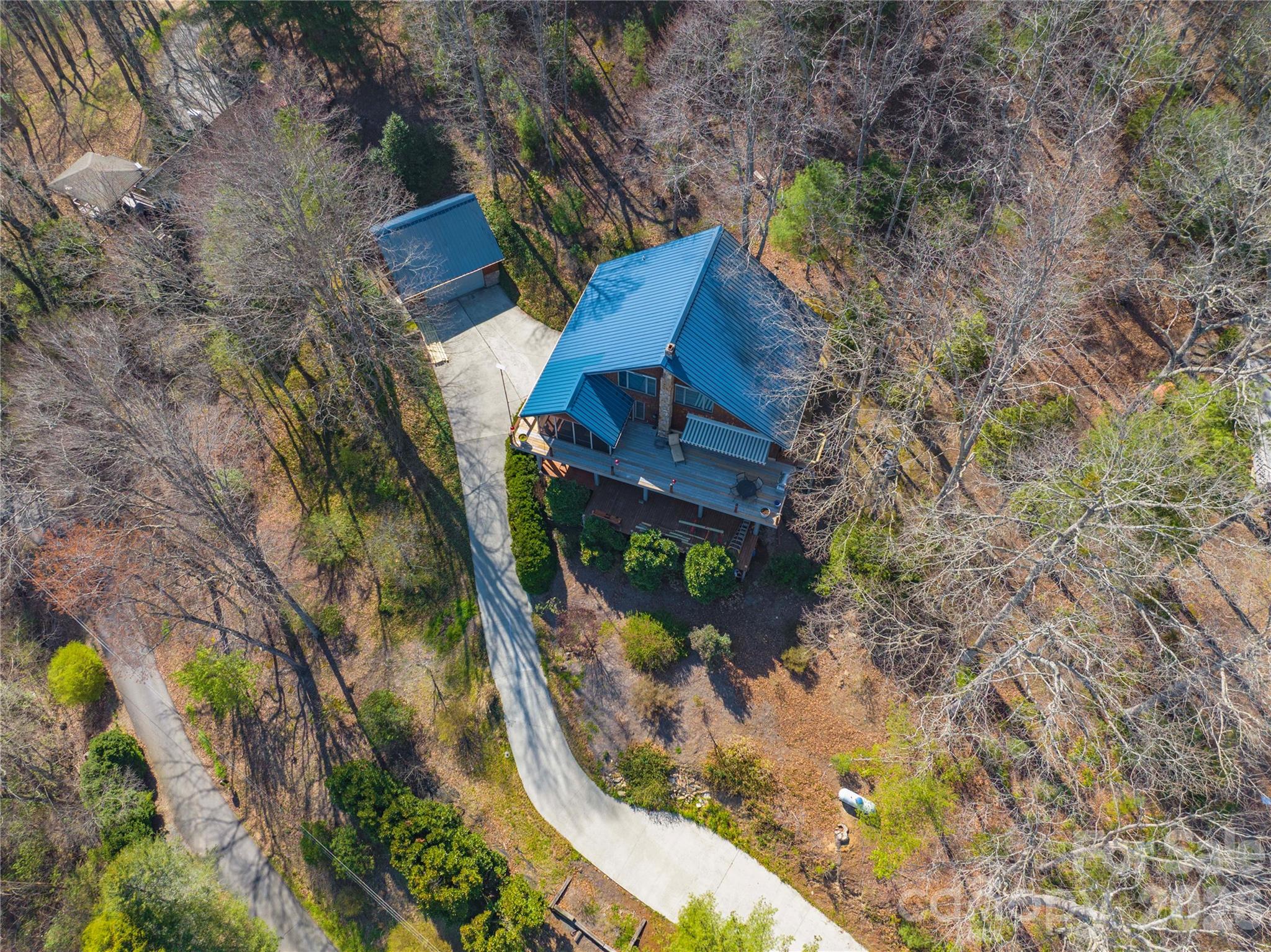 369 Deals Gap Road — Robbinsville