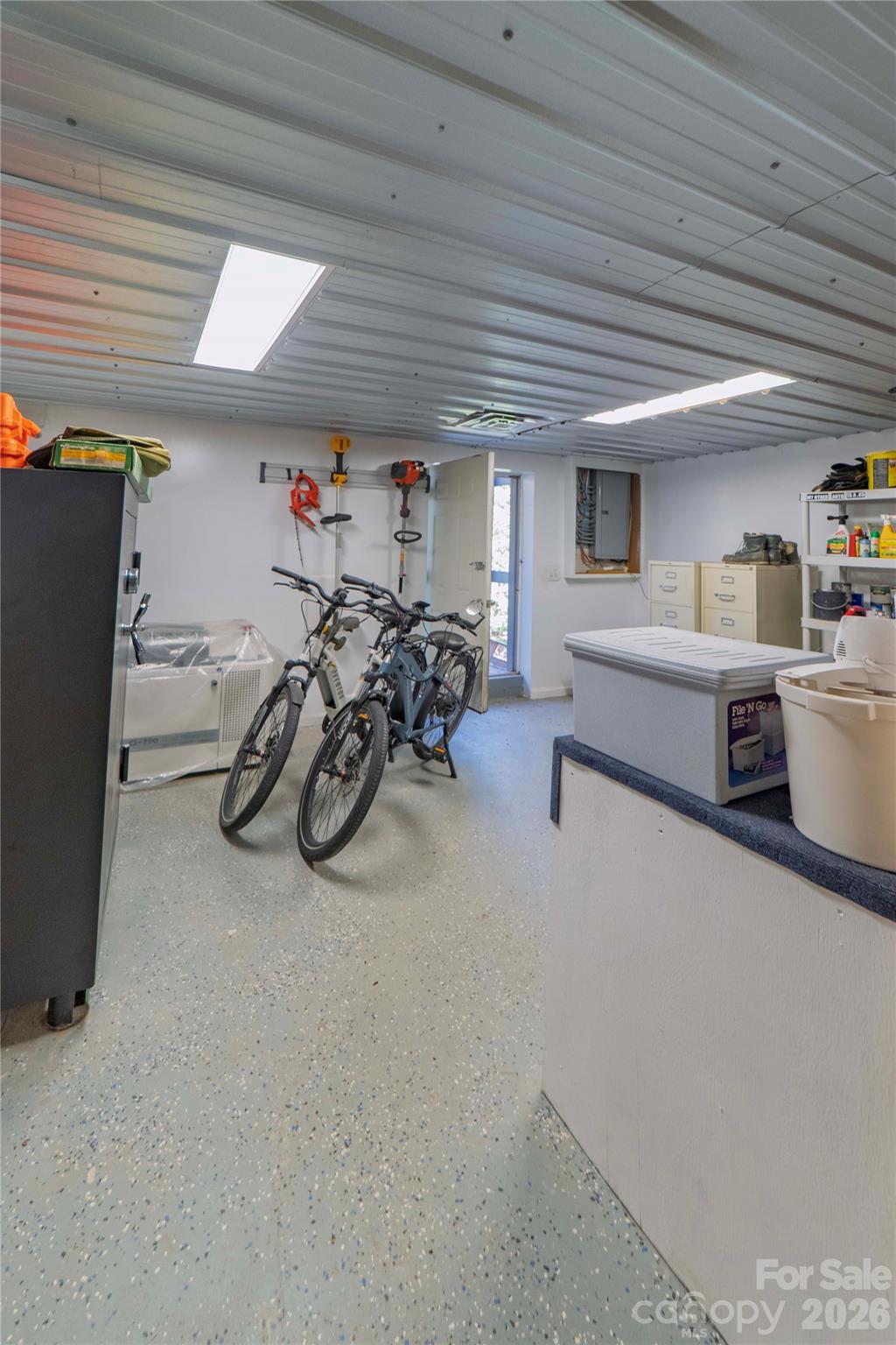 369 Deals Gap Road — Robbinsville