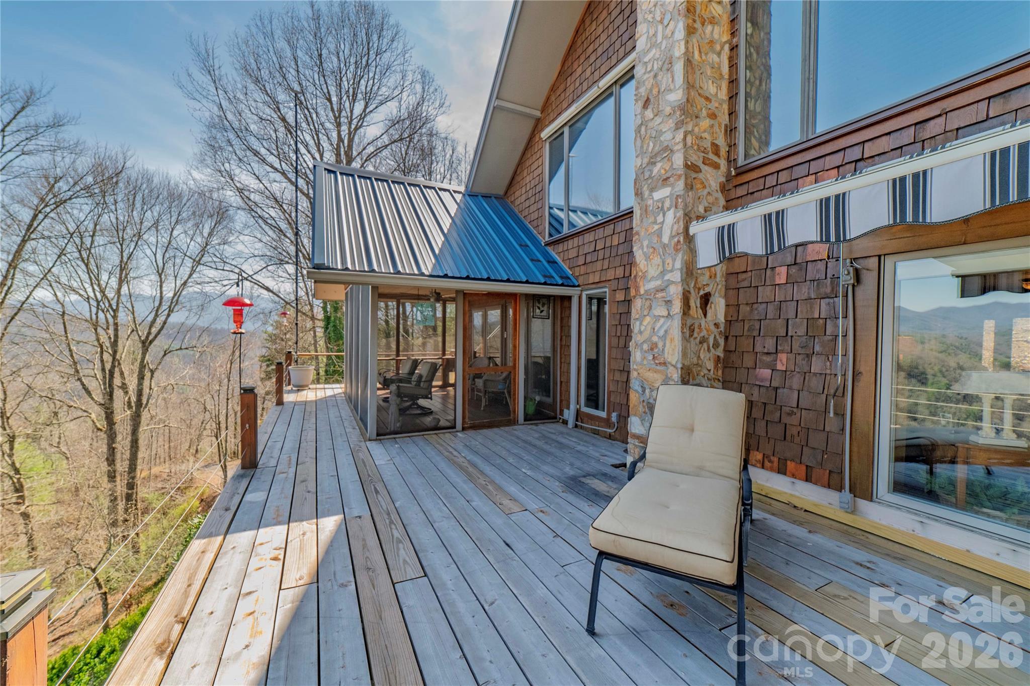 369 Deals Gap Road — Robbinsville