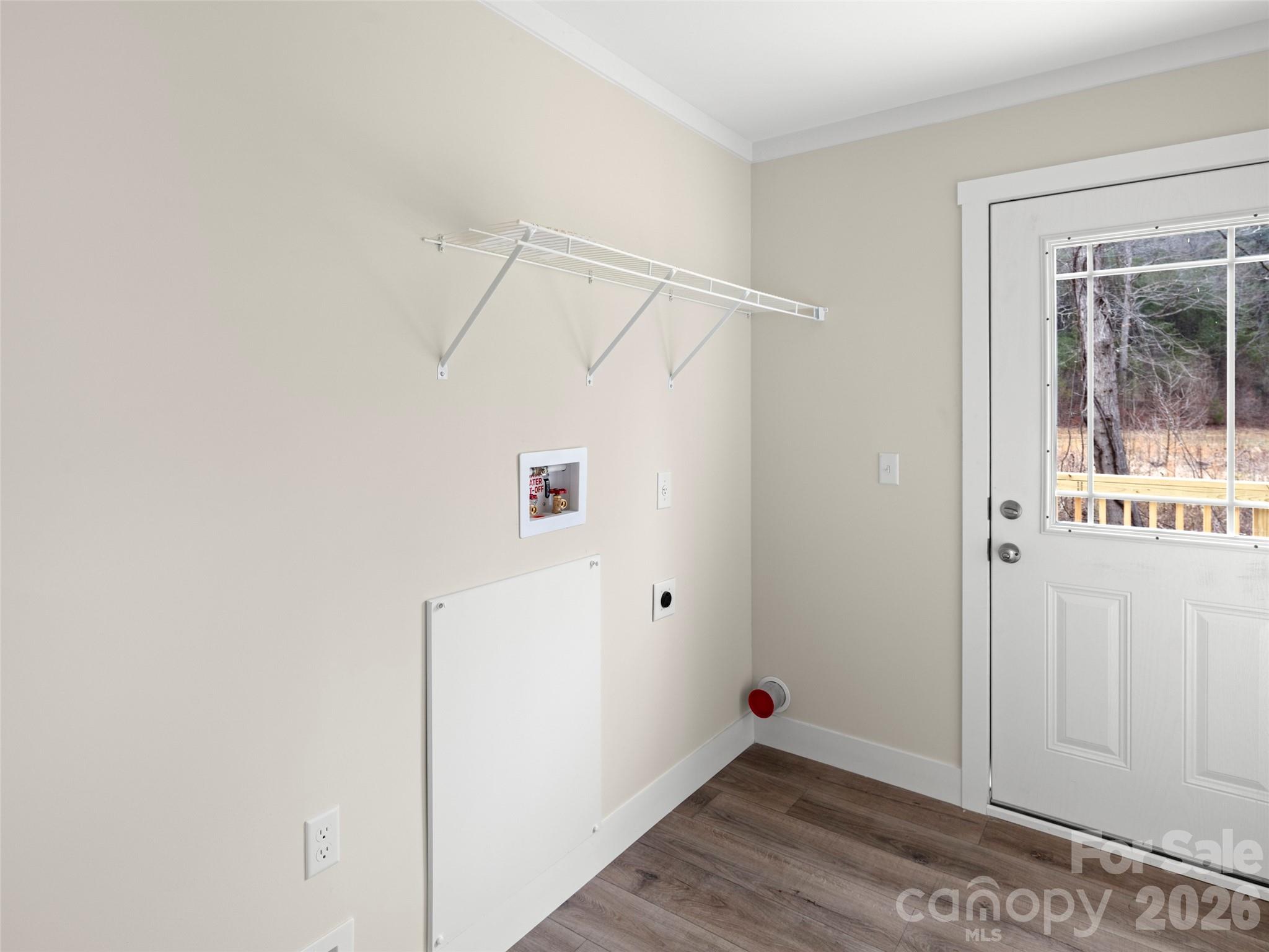 2095 Emmas Grove Road — Fairview