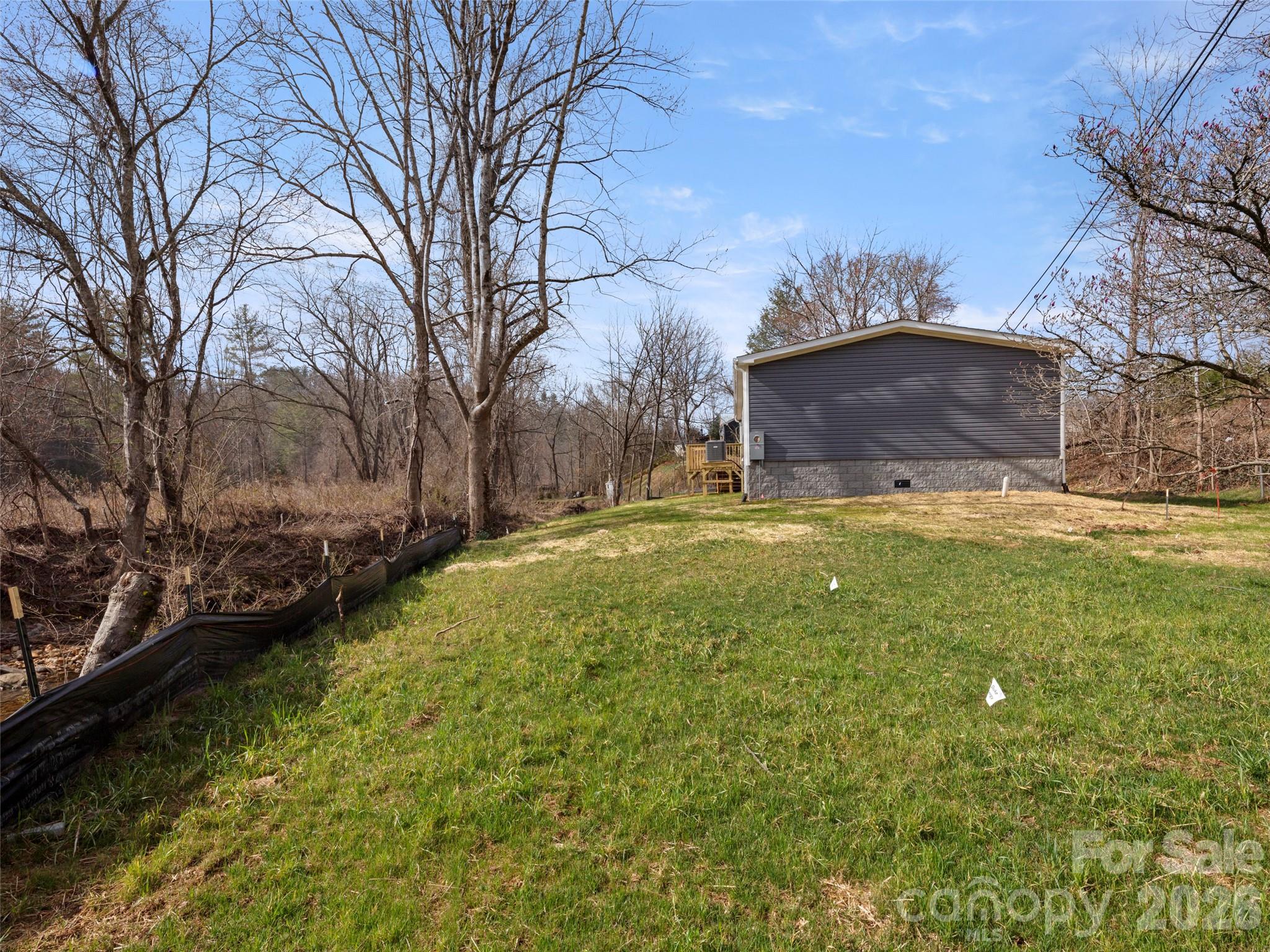 2095 Emmas Grove Road — Fairview