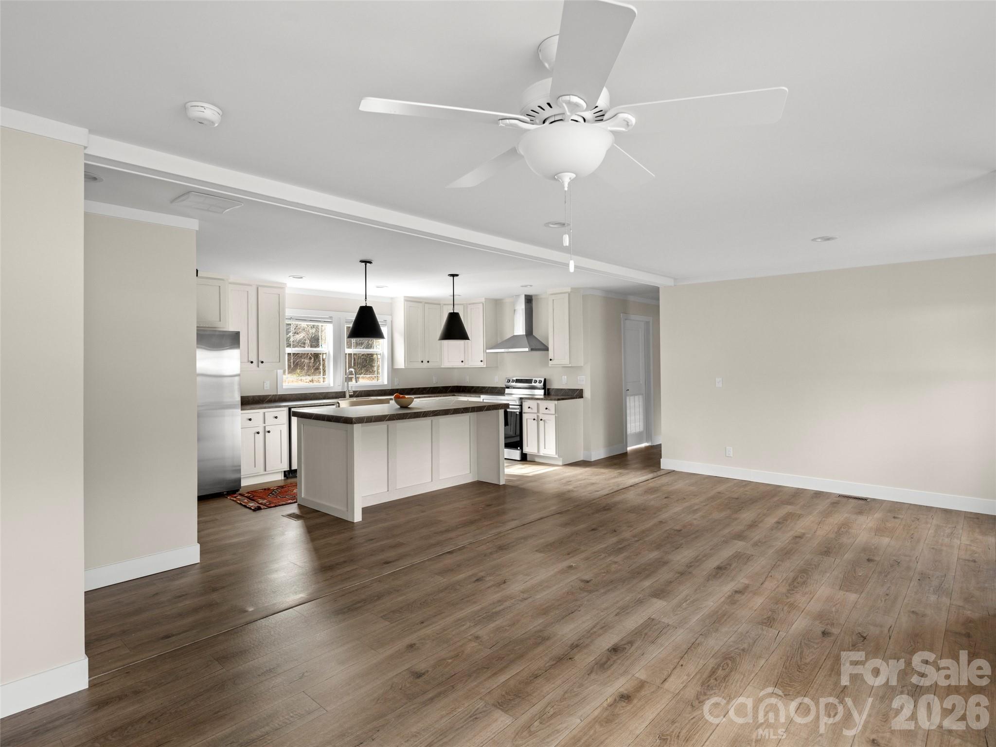 2095 Emmas Grove Road — Fairview