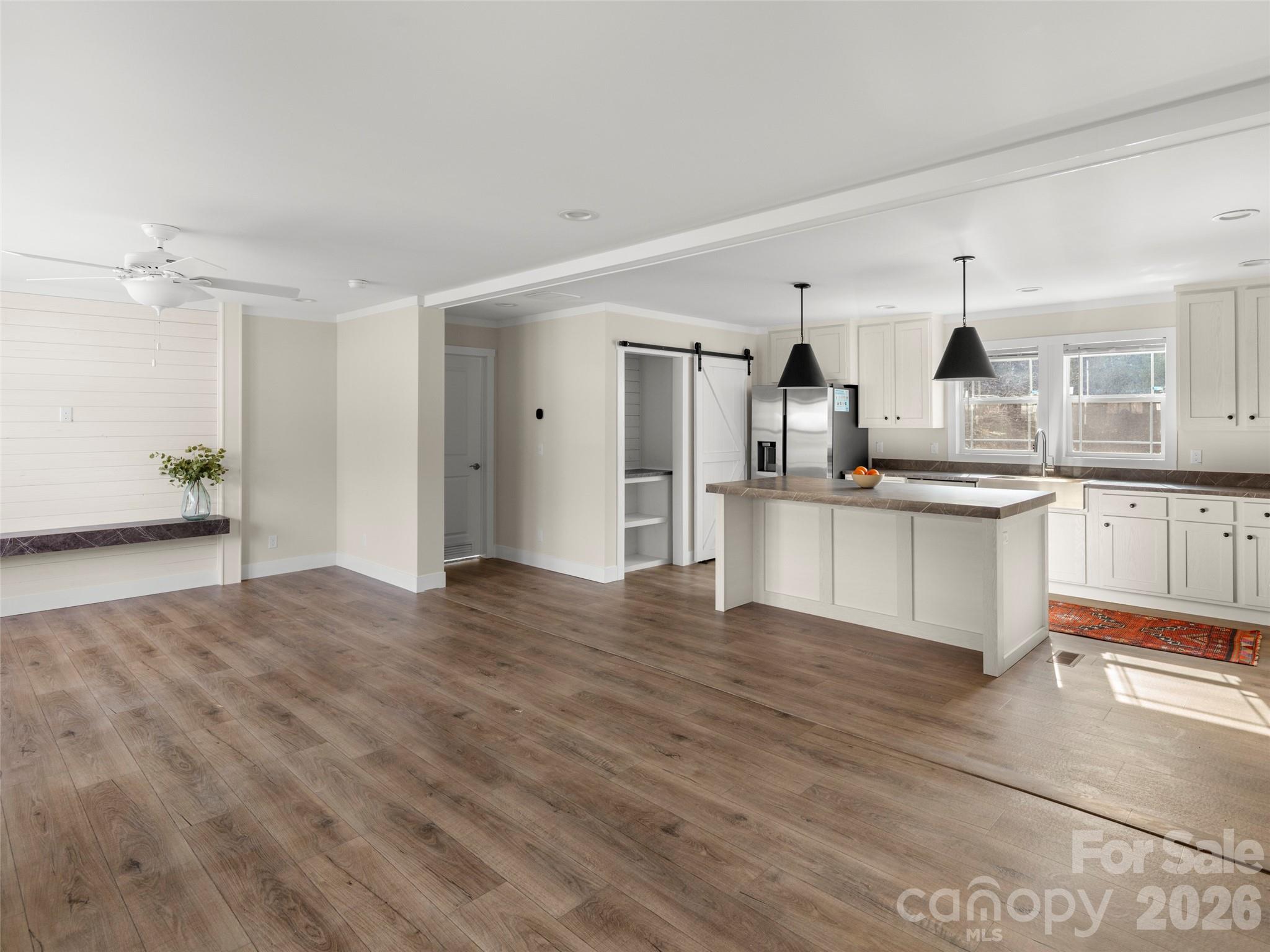 2095 Emmas Grove Road — Fairview