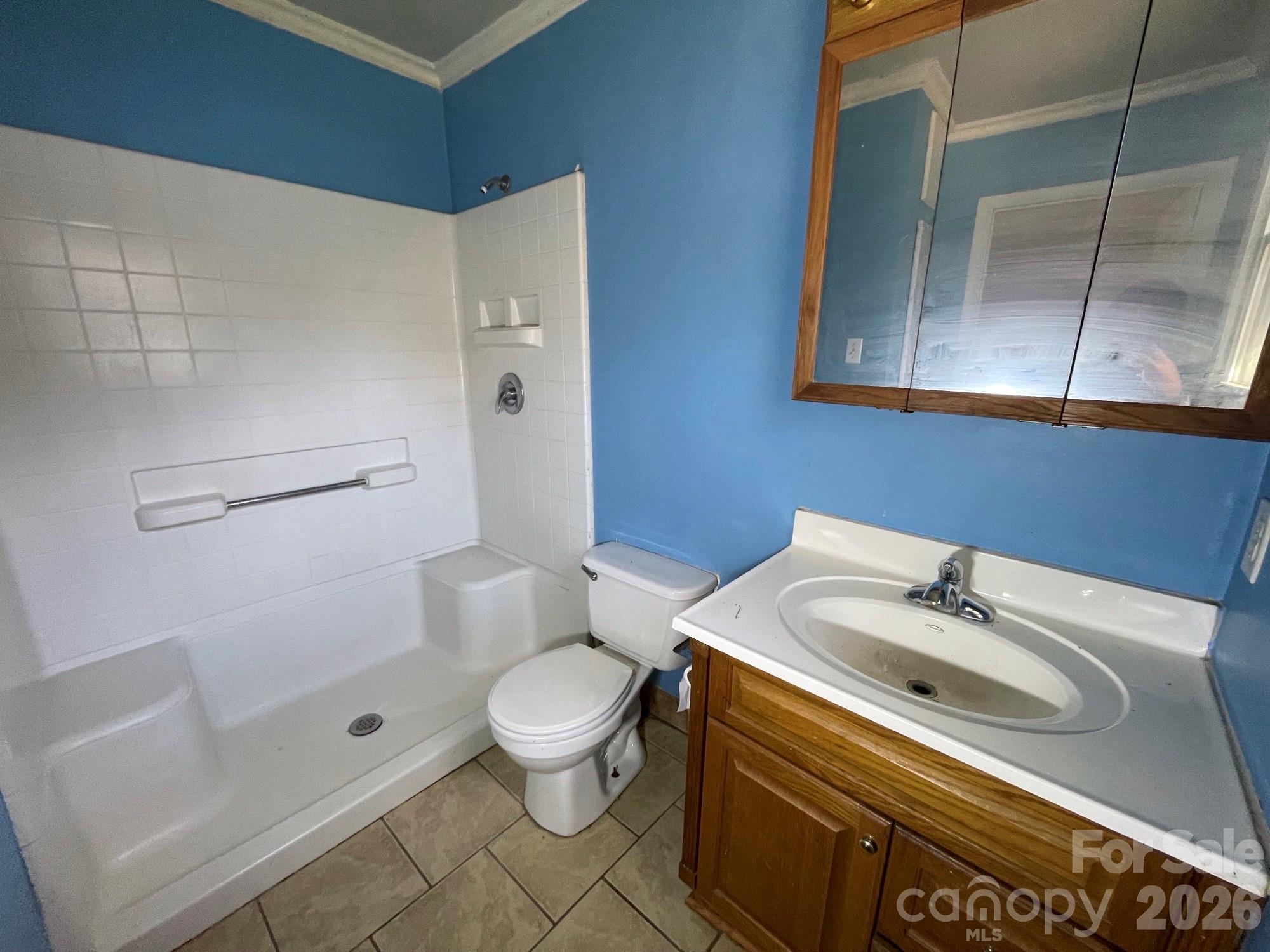 3542 Orchard Road — Iron Station