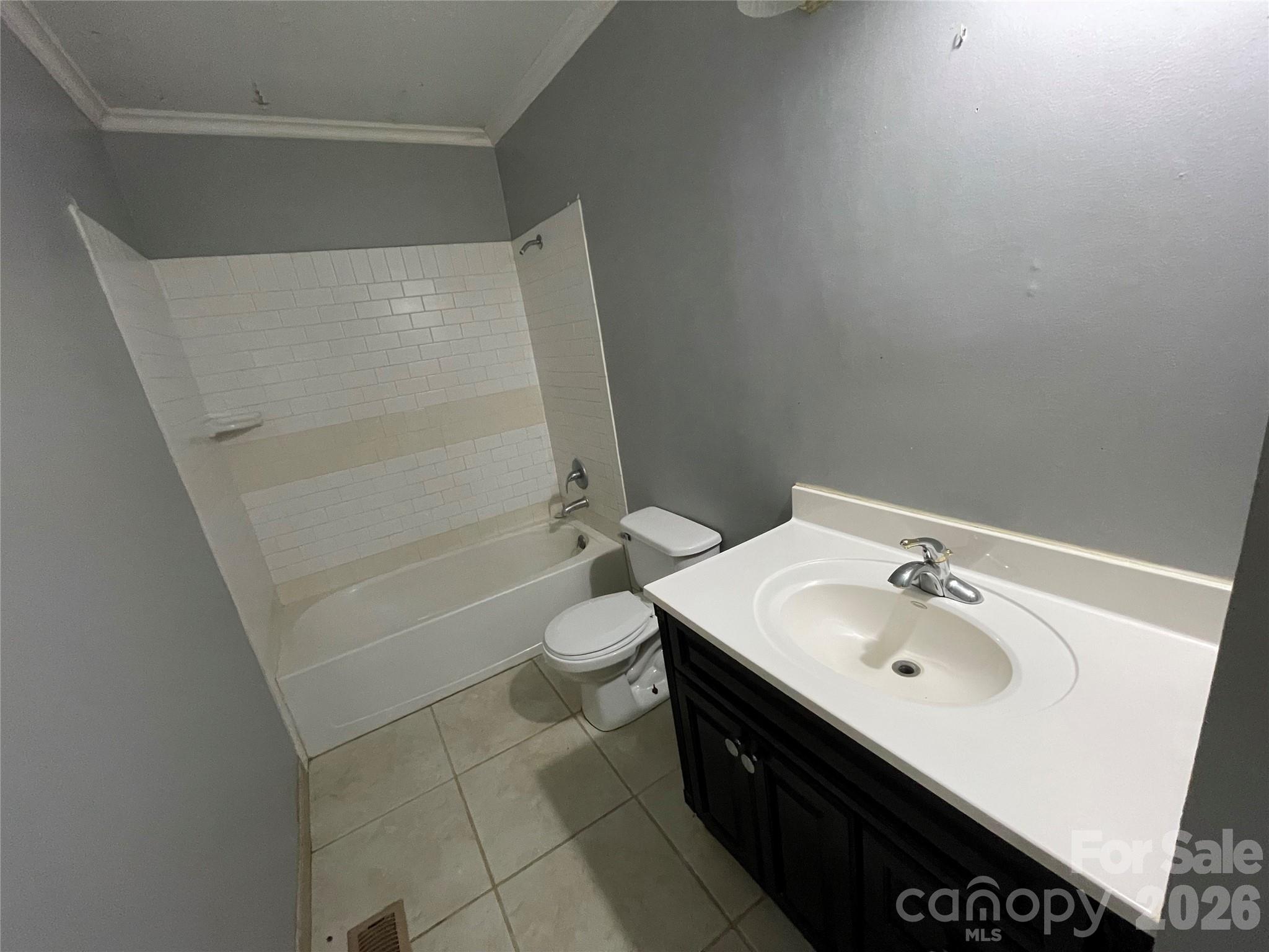 3542 Orchard Road — Iron Station