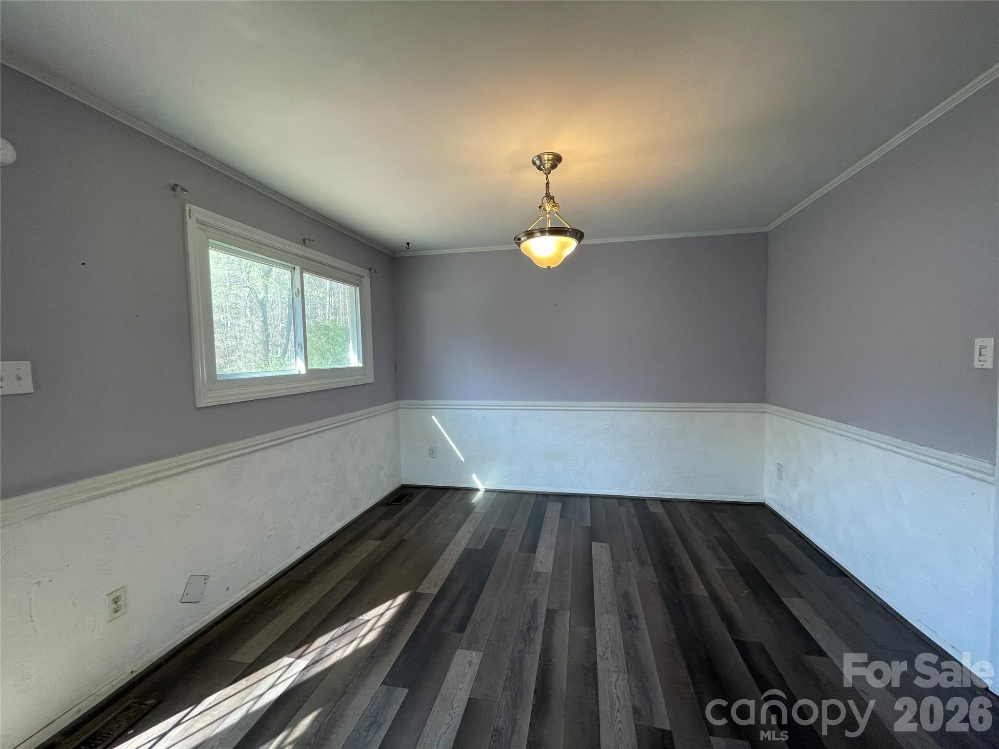 3542 Orchard Road — Iron Station