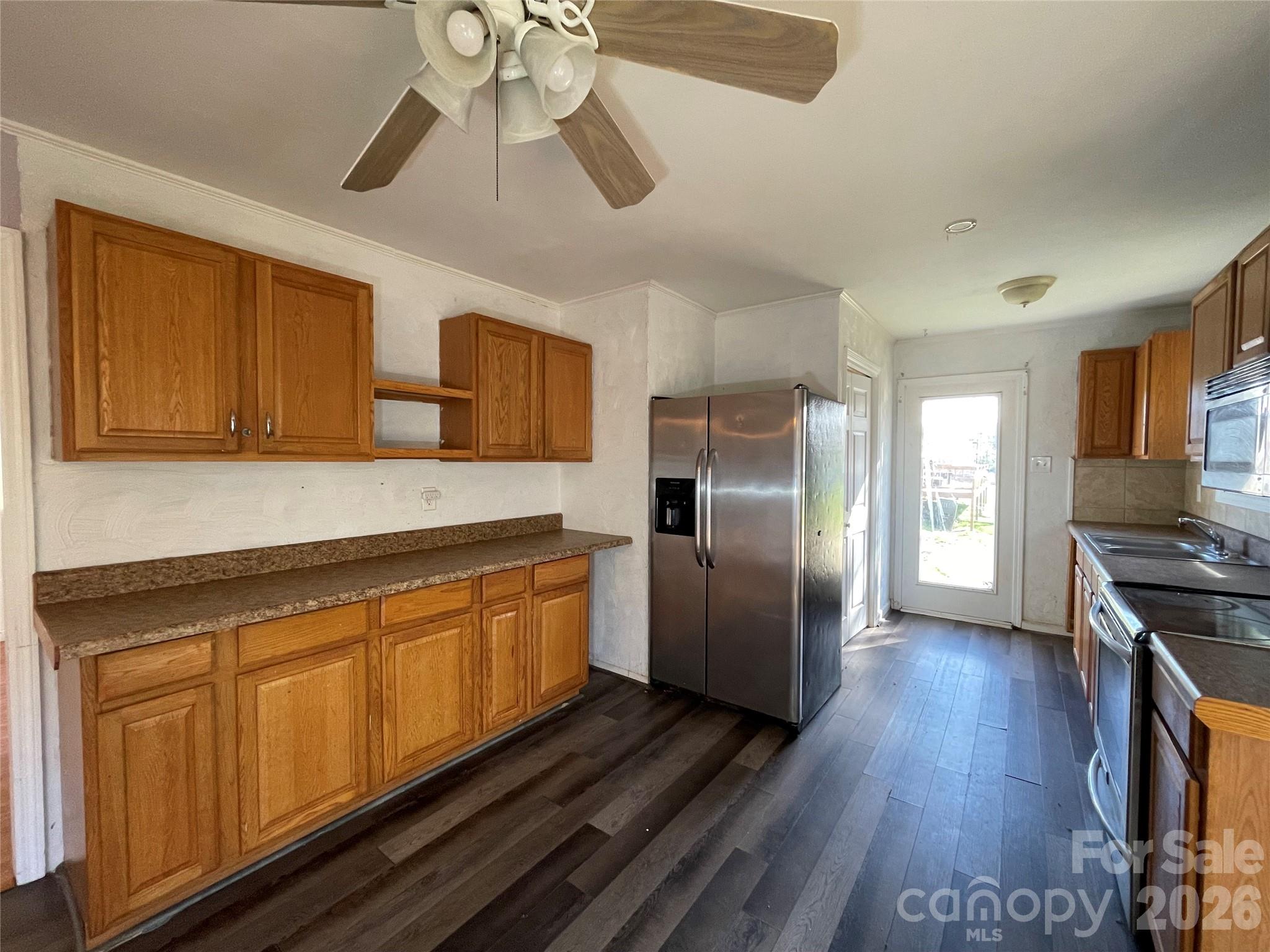3542 Orchard Road — Iron Station