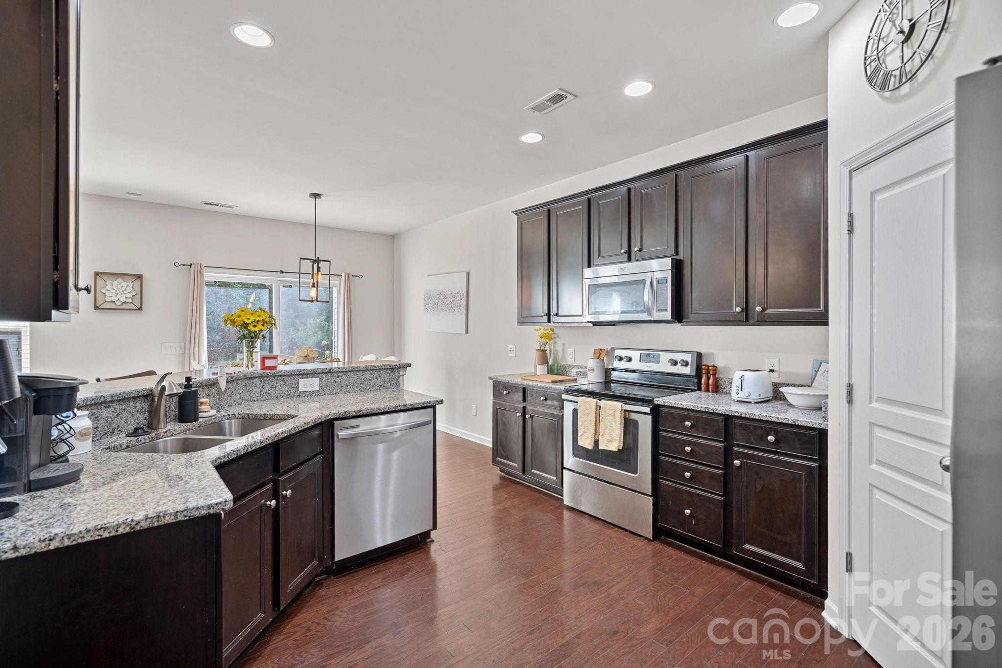 2219 Whitford Lane — Charlotte