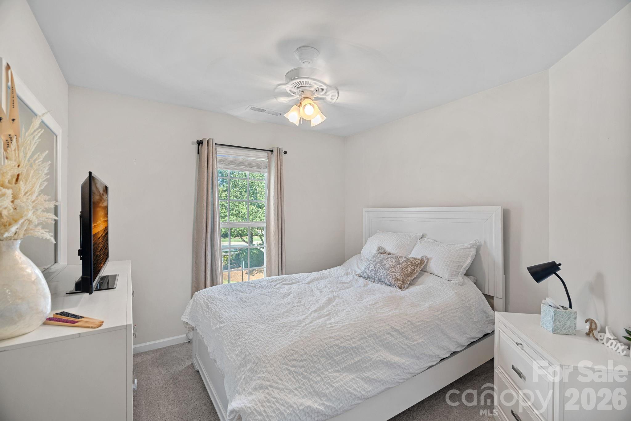 2219 Whitford Lane — Charlotte