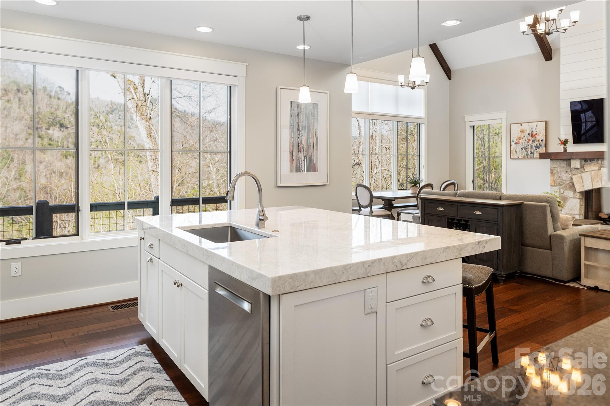 86 Indigo Bunting Court — Tuckasegee