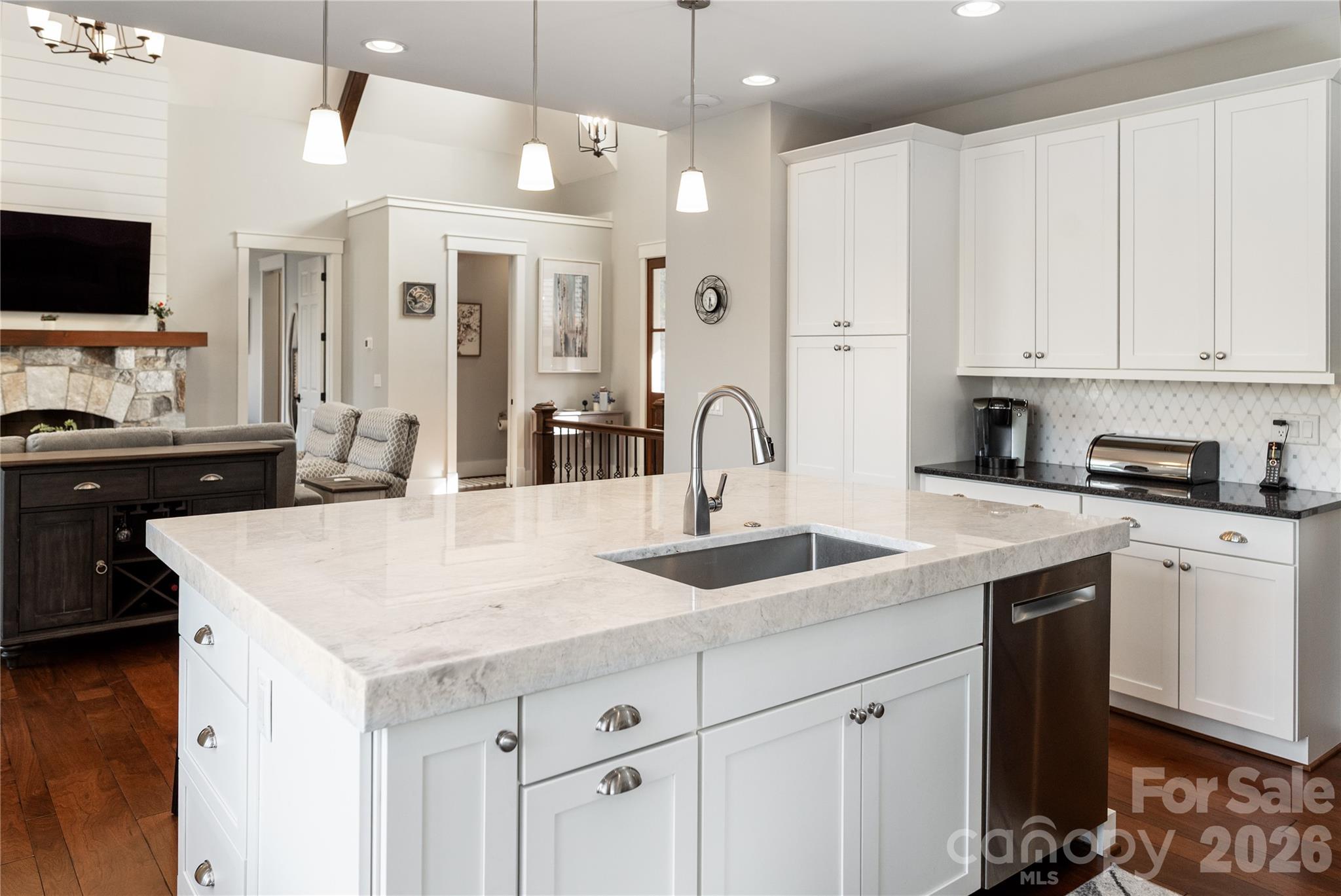 86 Indigo Bunting Court — Tuckasegee